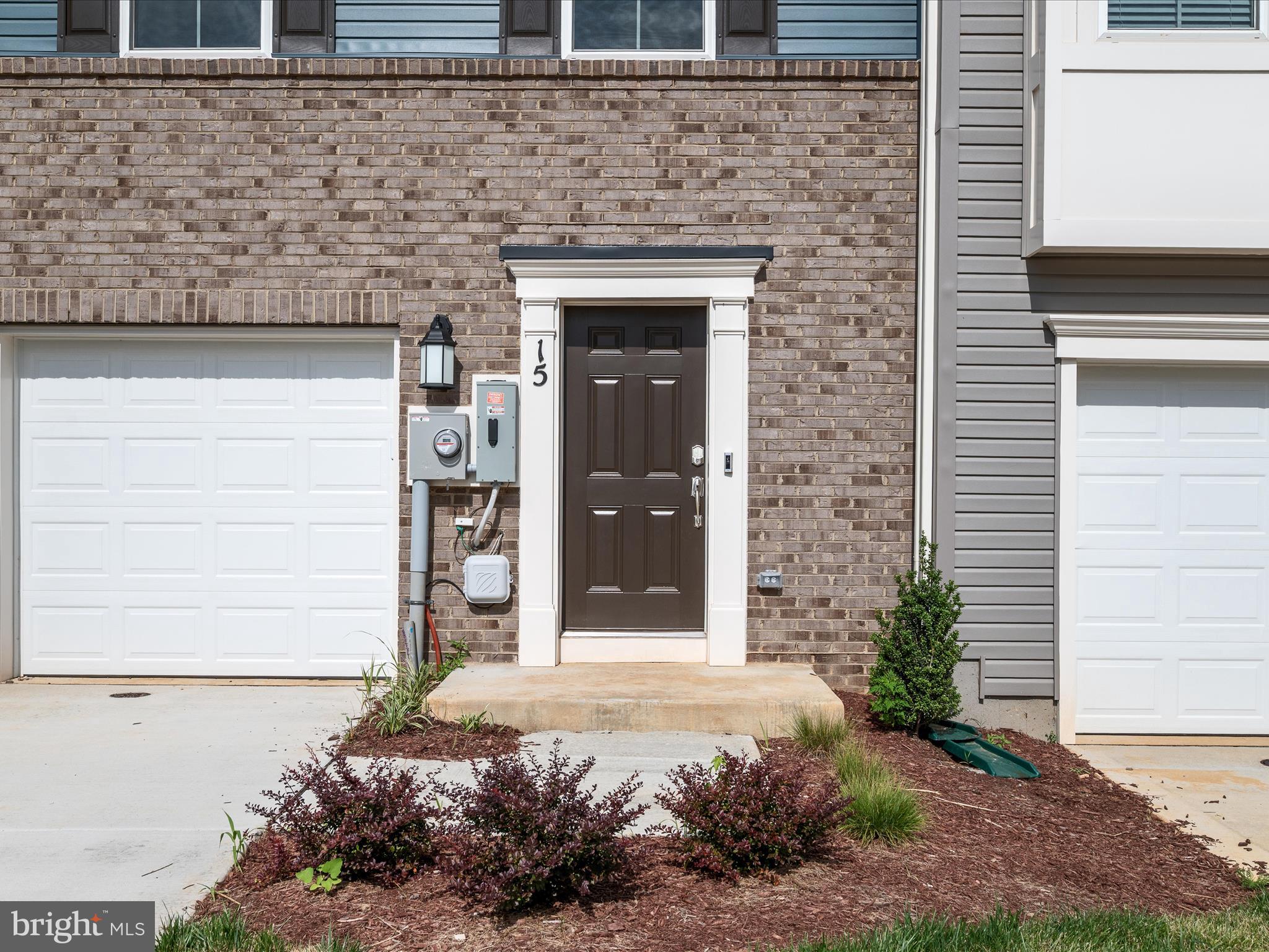 15 WINTERPLACE DRIVE