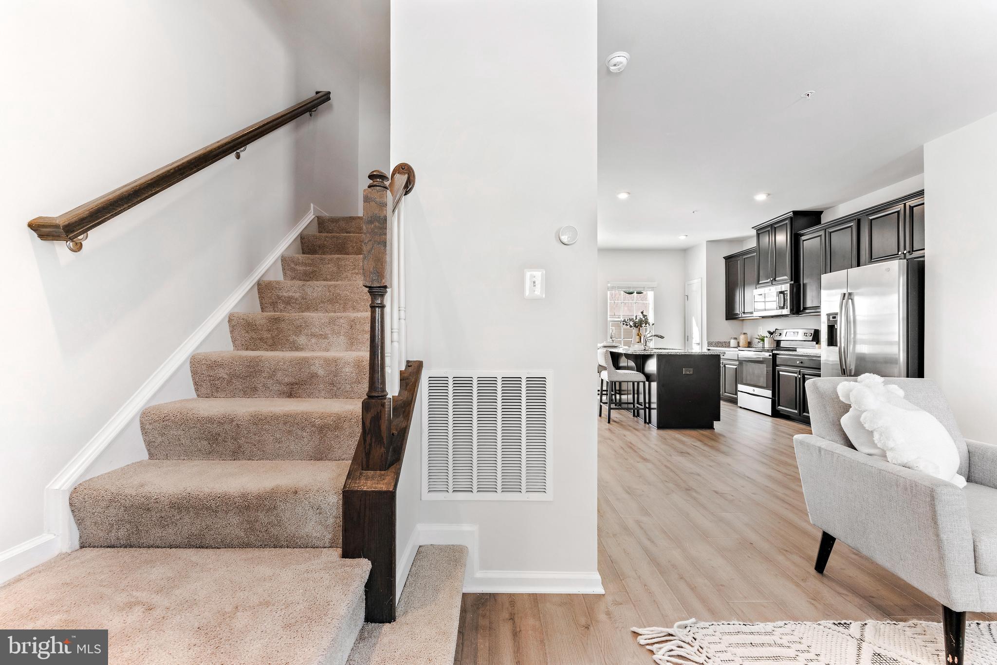 HIGHGATE VILLAGE - Residential