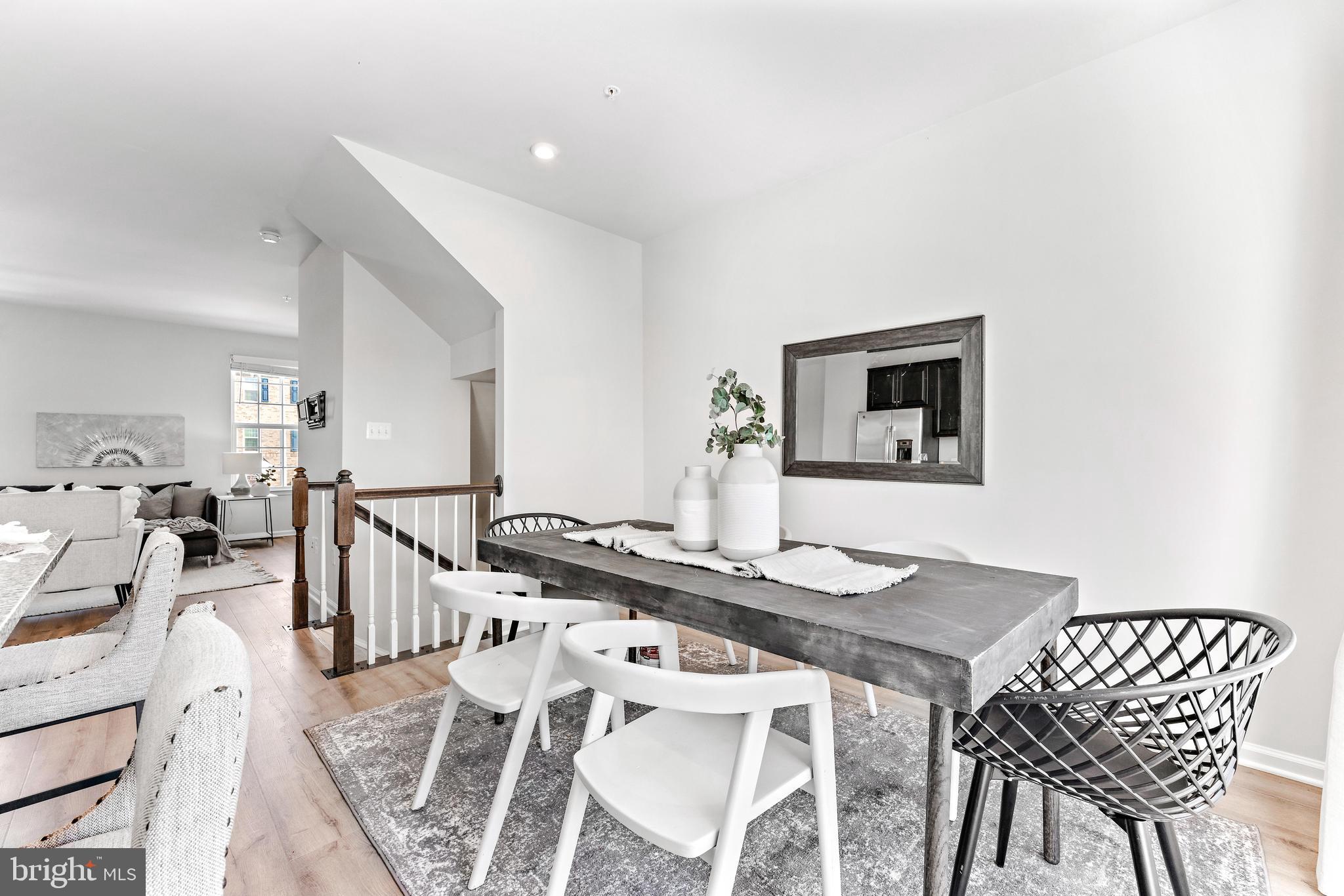 HIGHGATE VILLAGE - Residential