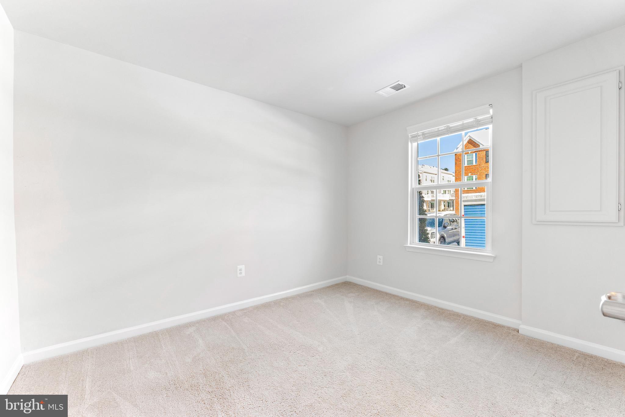 HIGHGATE VILLAGE - Residential