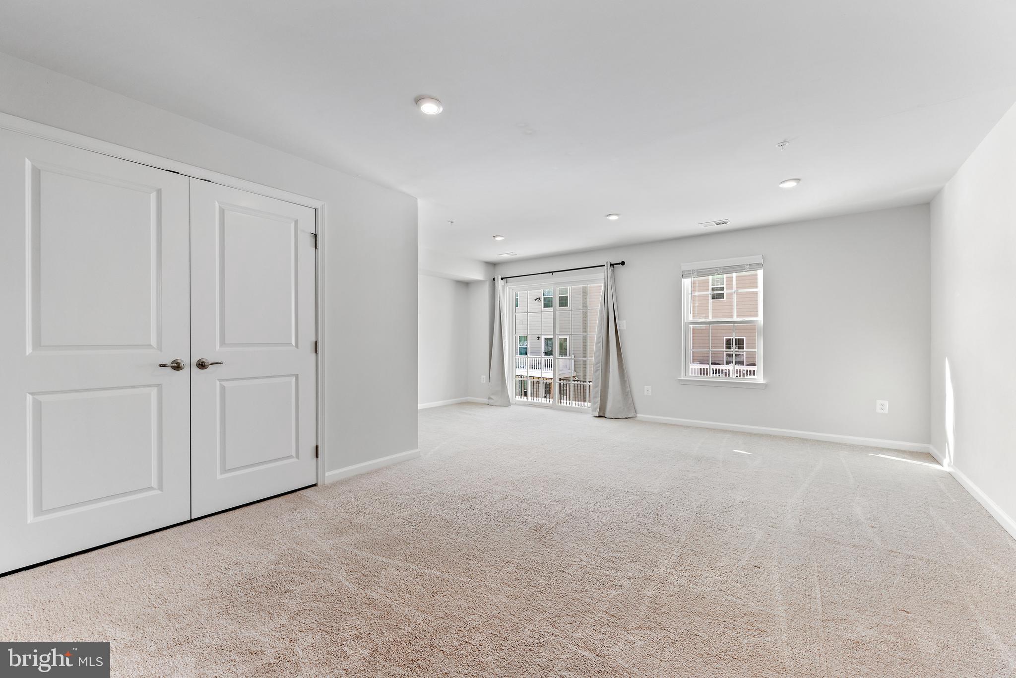 HIGHGATE VILLAGE - Residential