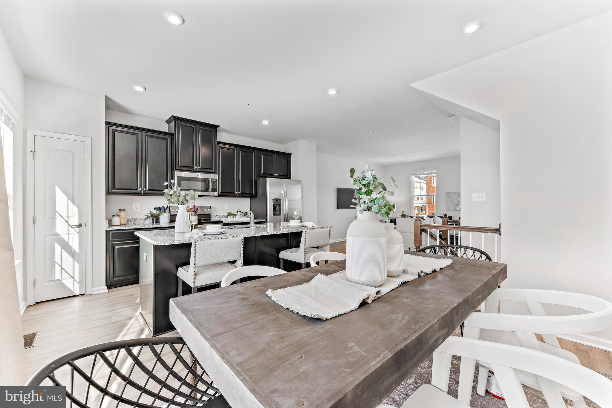 HIGHGATE VILLAGE - Residential