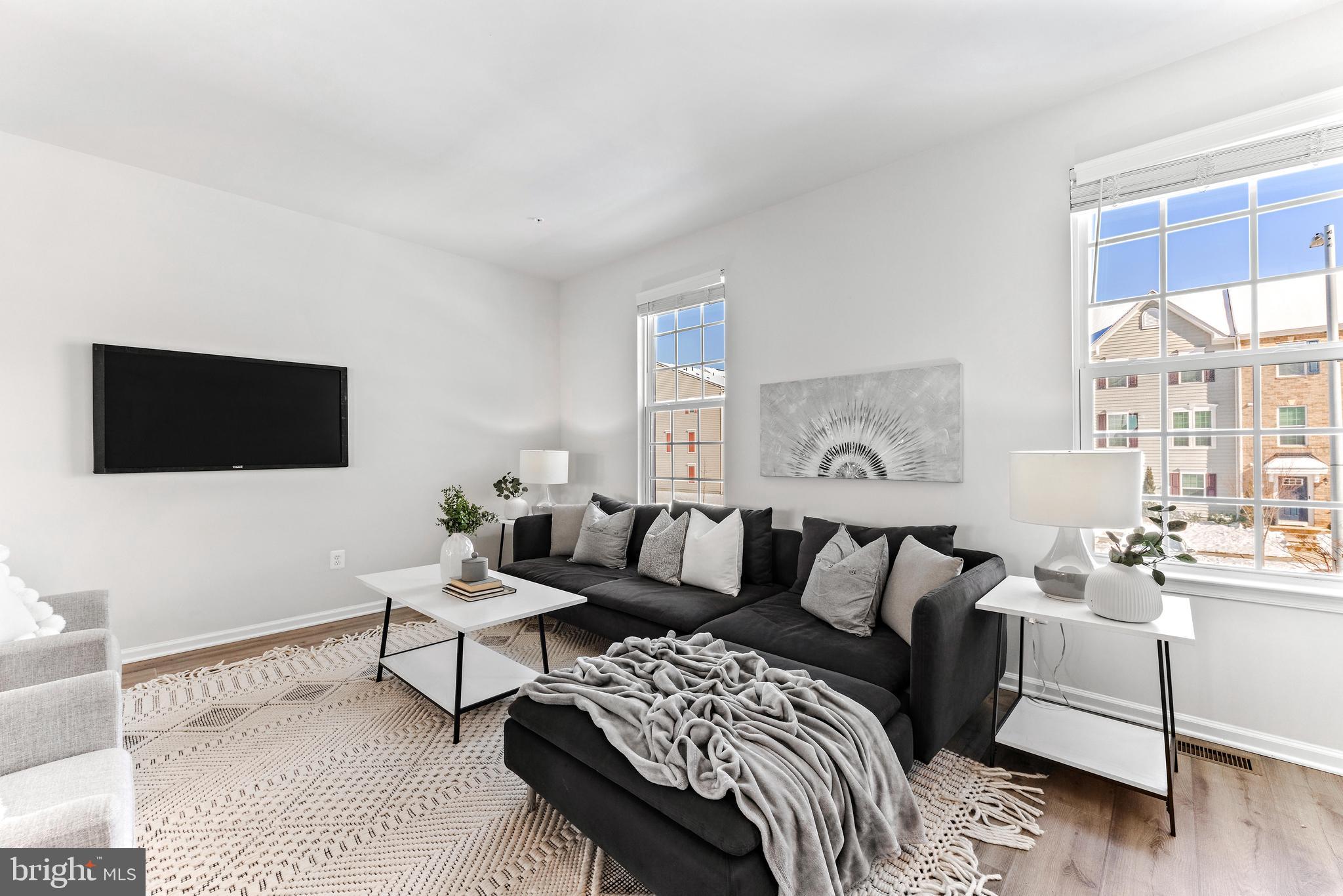 HIGHGATE VILLAGE - Residential