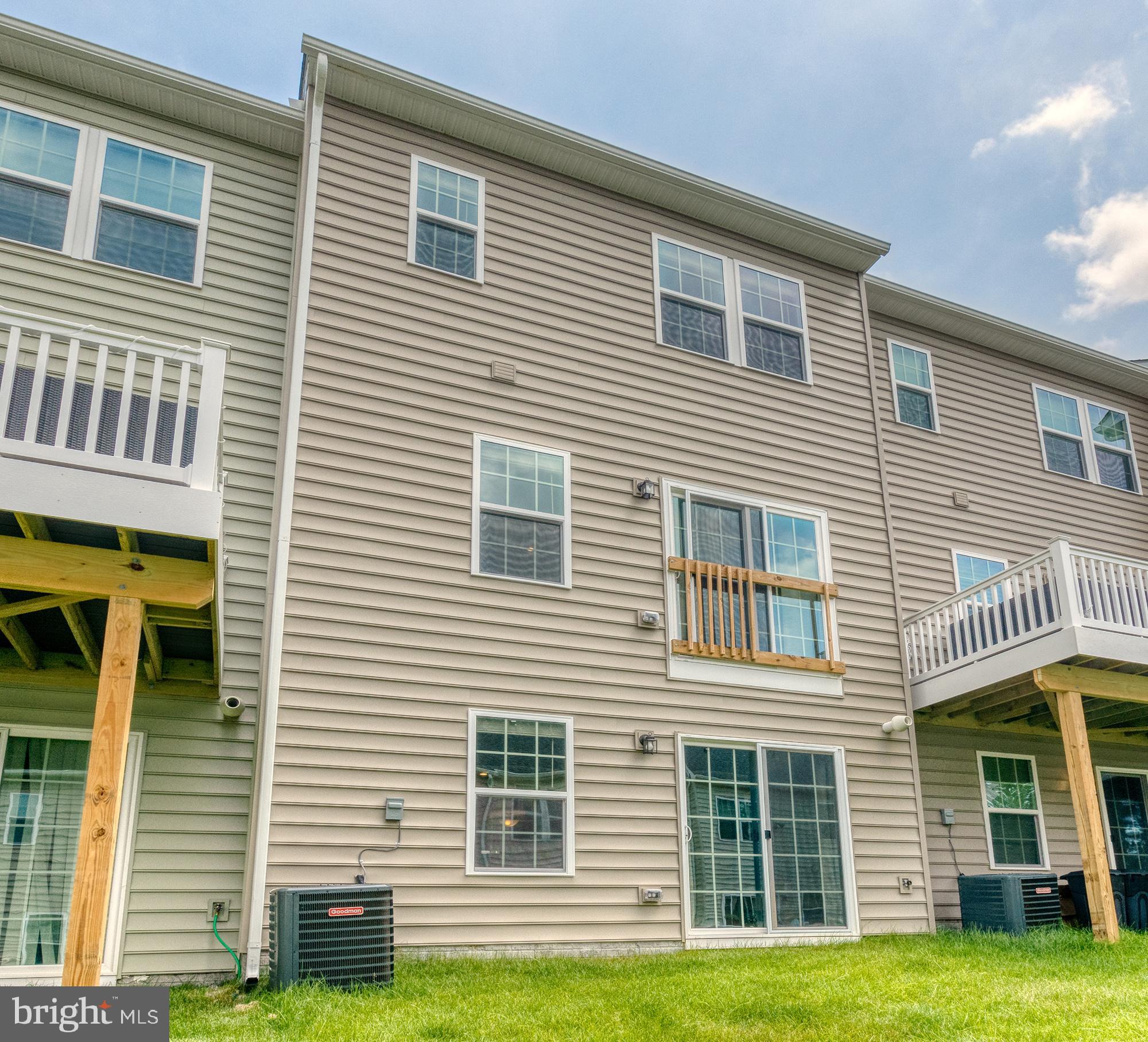 HIGHGATE VILLAGE - Residential