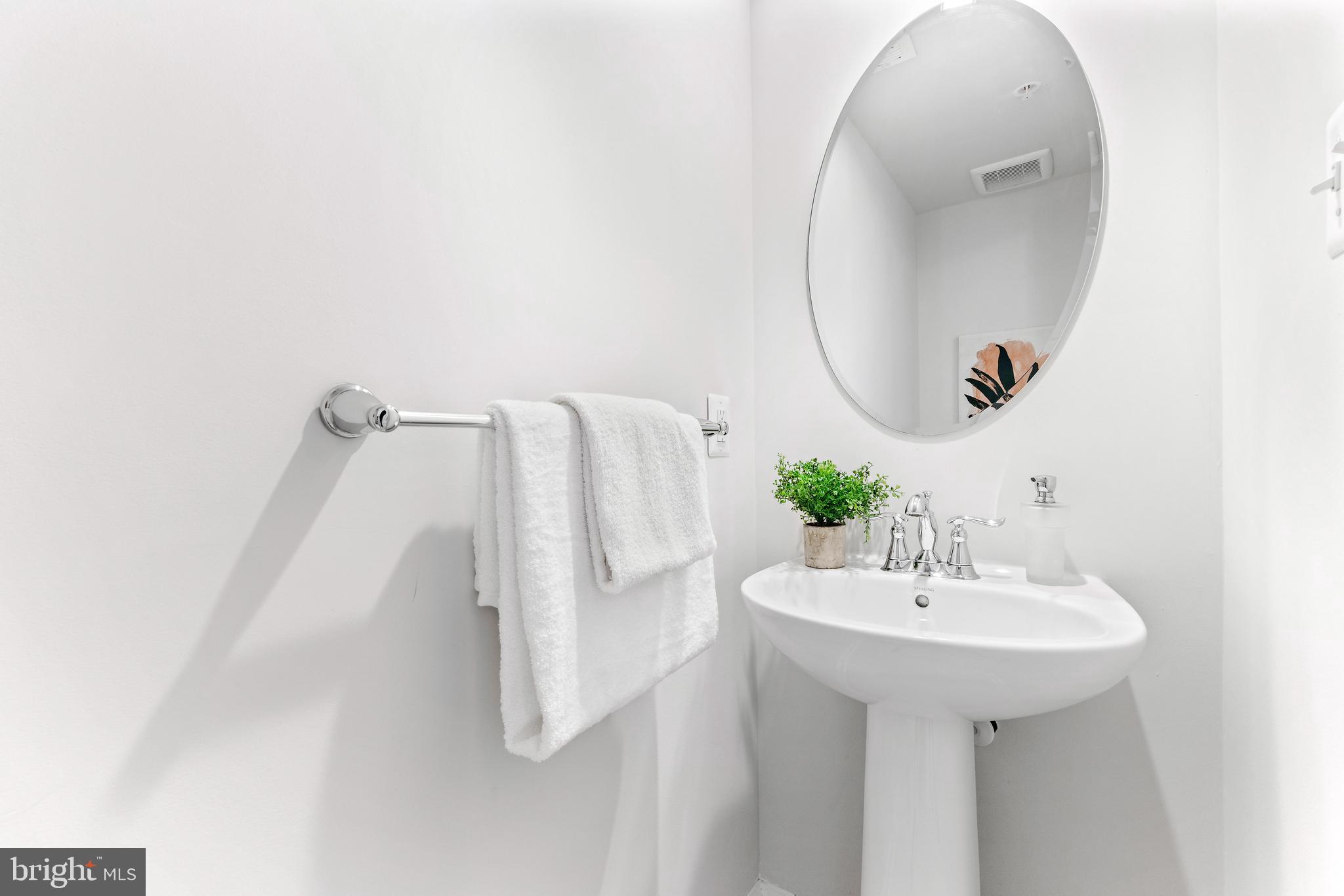 HIGHGATE VILLAGE - Residential