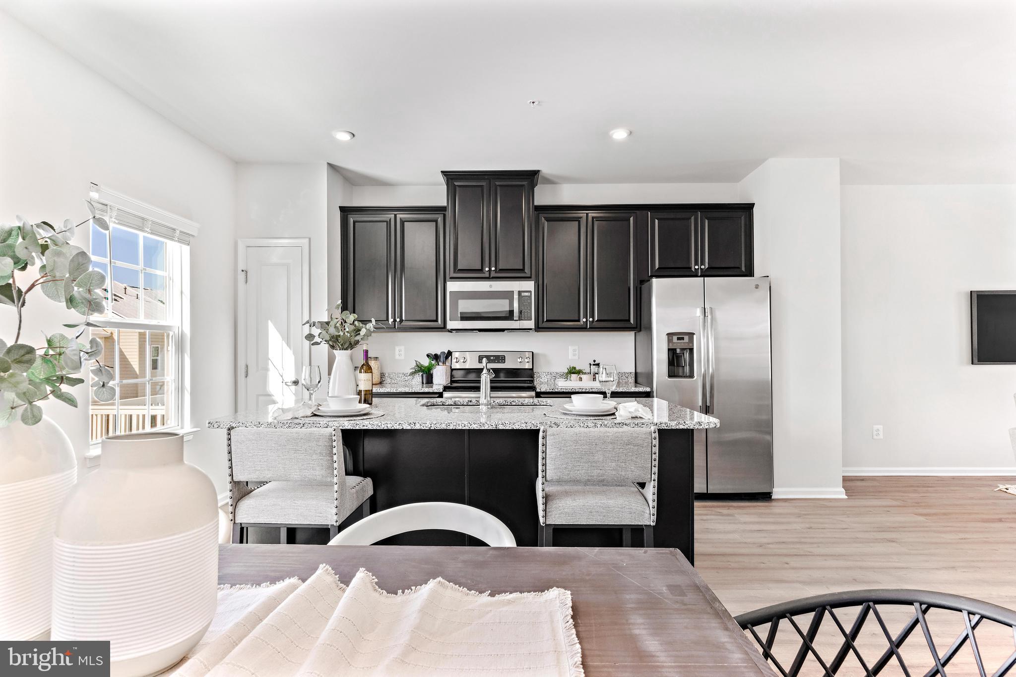 HIGHGATE VILLAGE - Residential