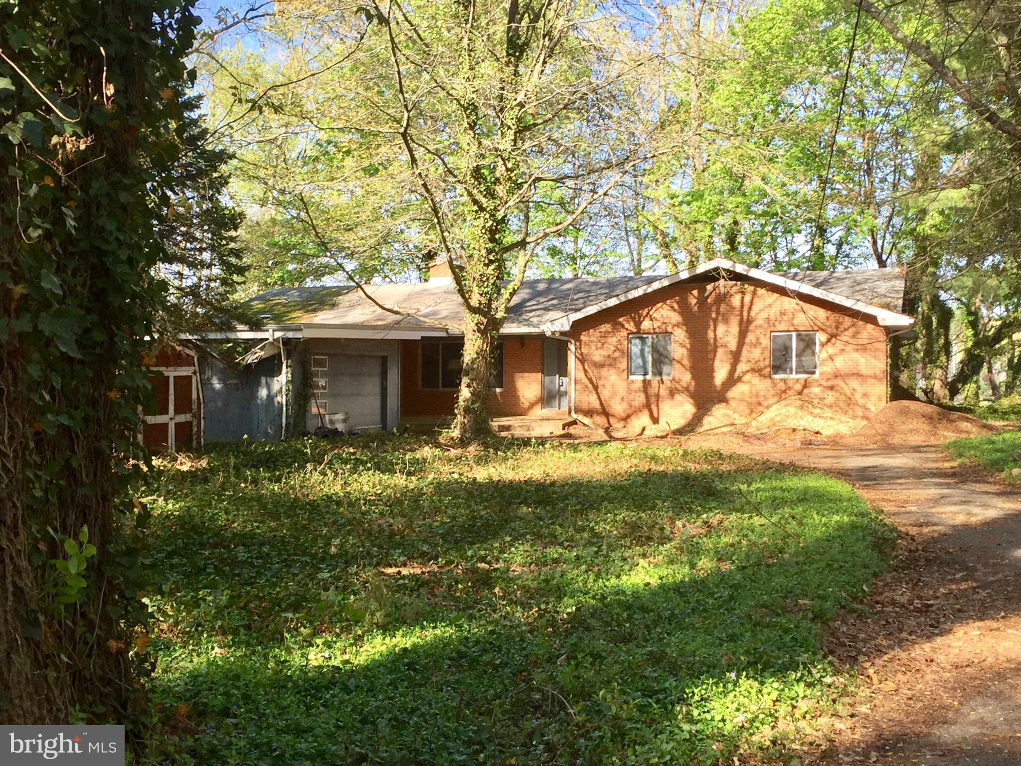 HIDDEN POINT - Residential