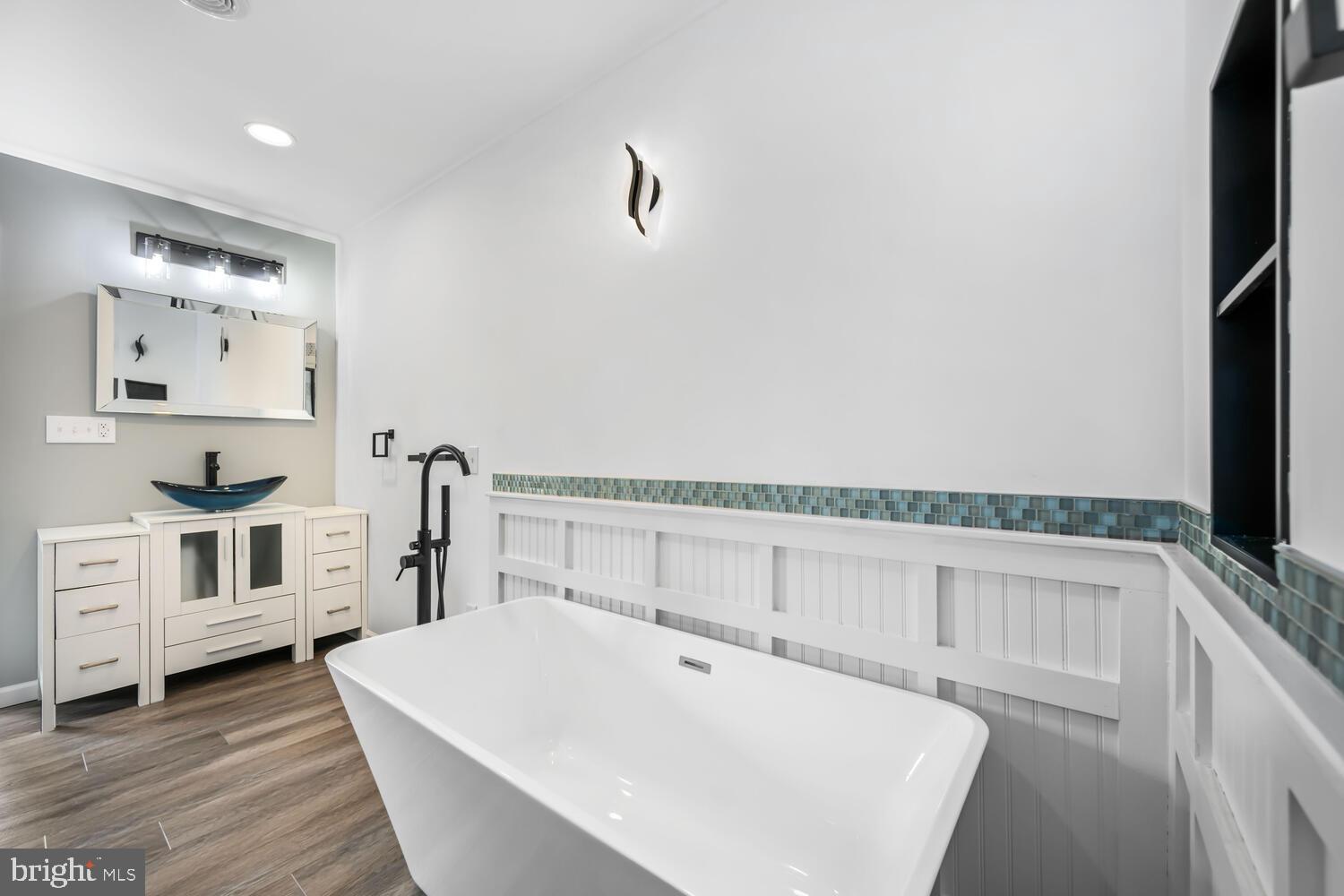 WYE KNOT FARMS - Residential