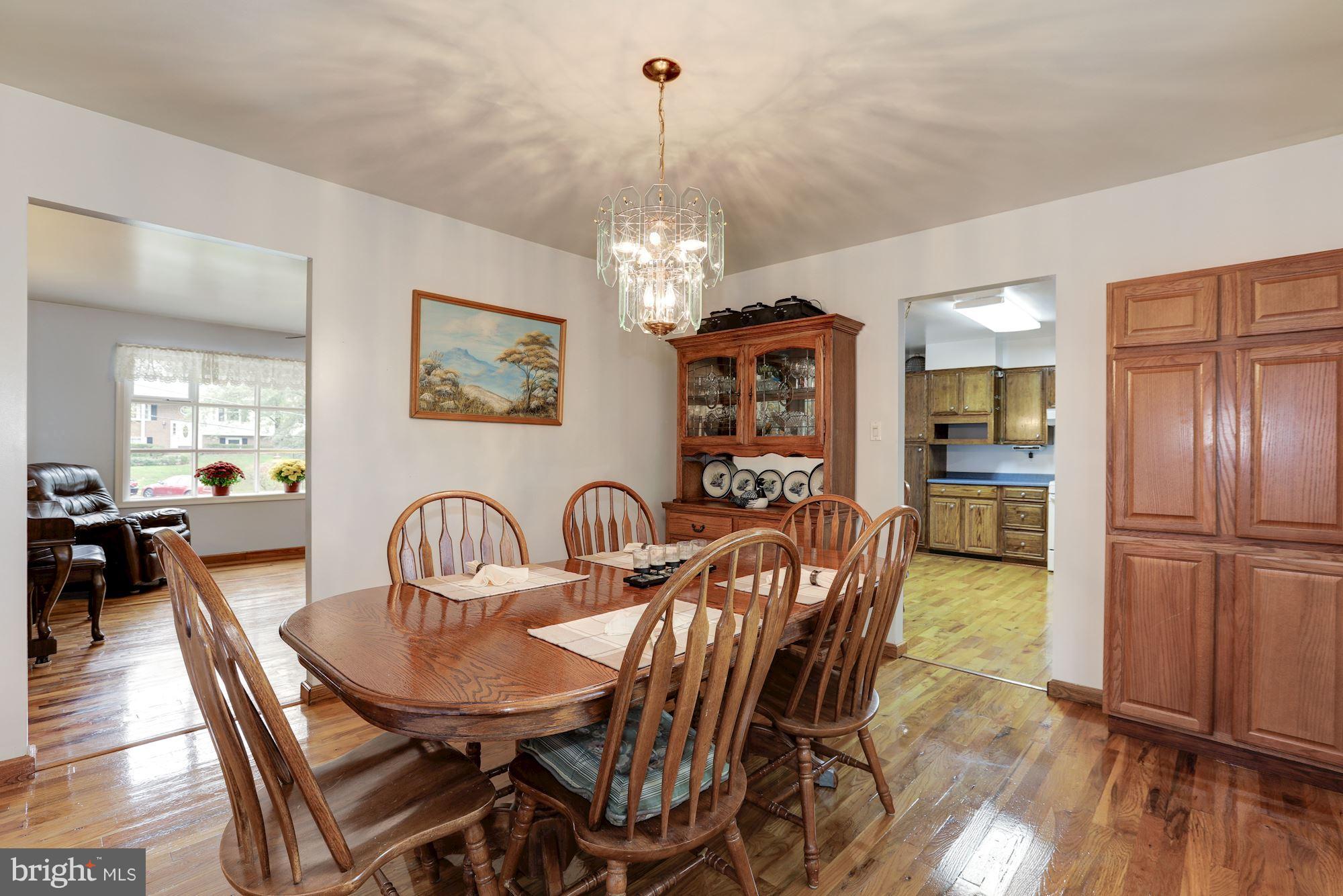 WEST VIEW - Residential