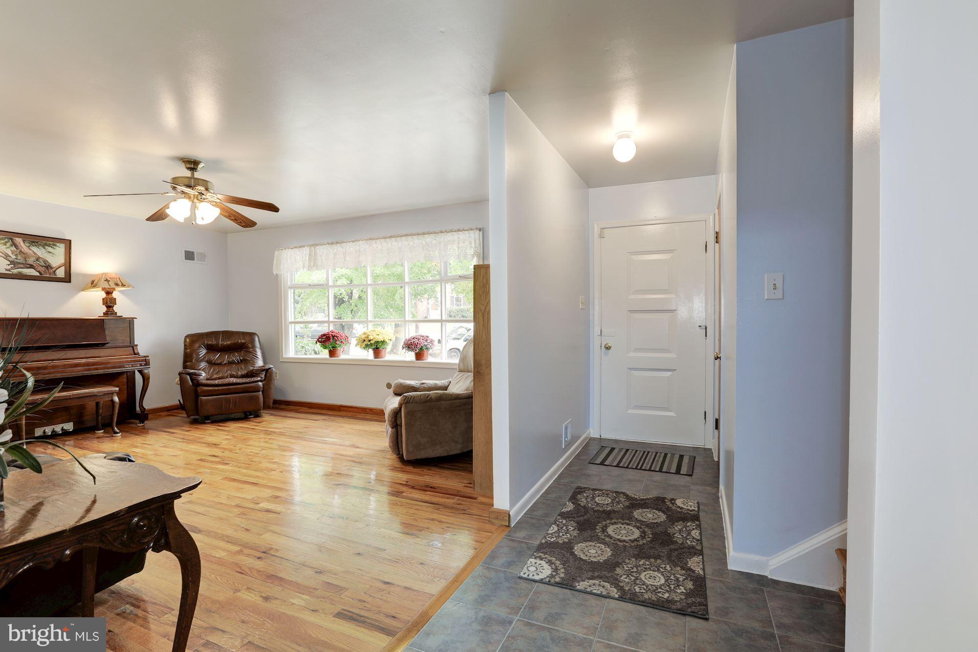 WEST VIEW - Residential