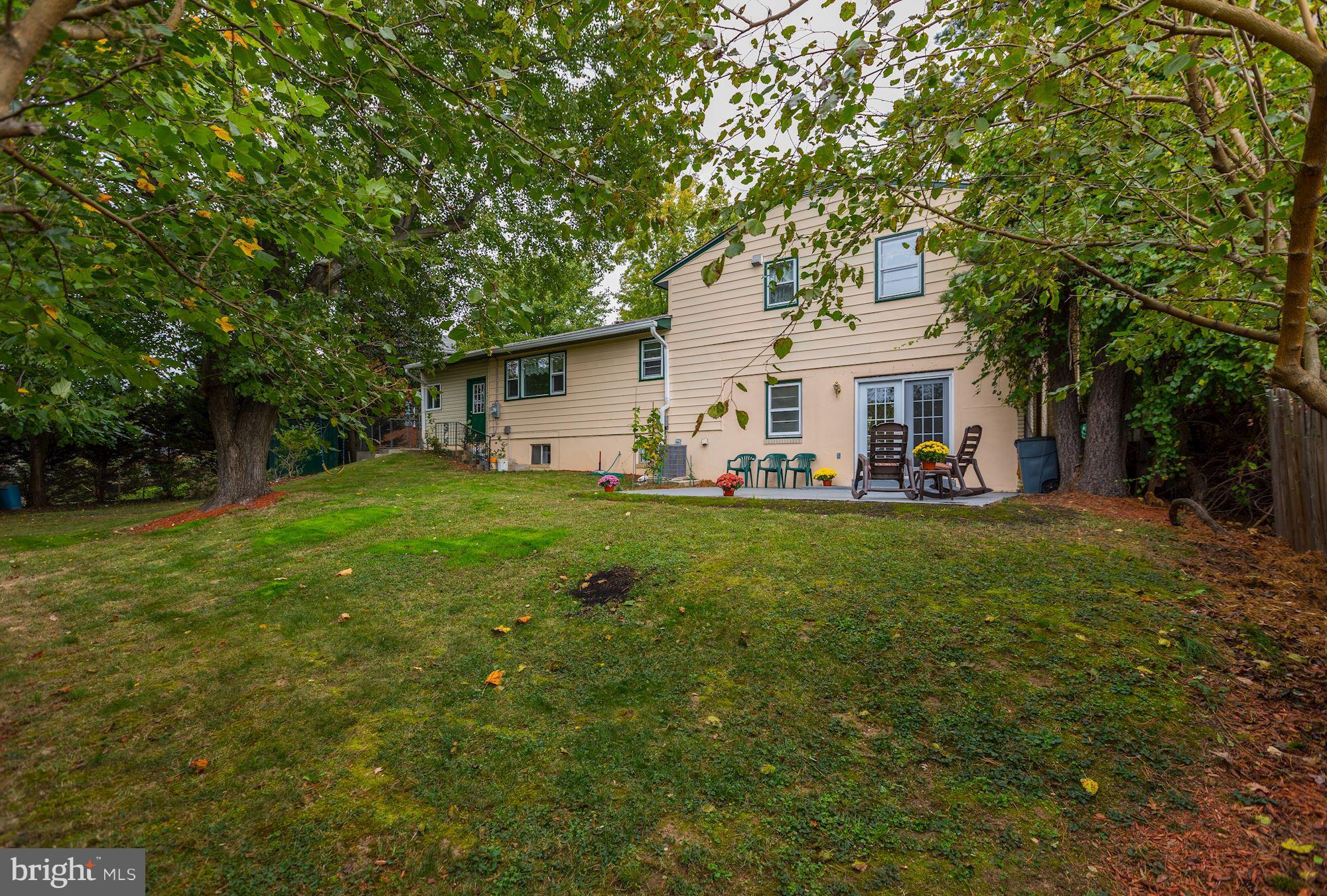 WEST VIEW - Residential