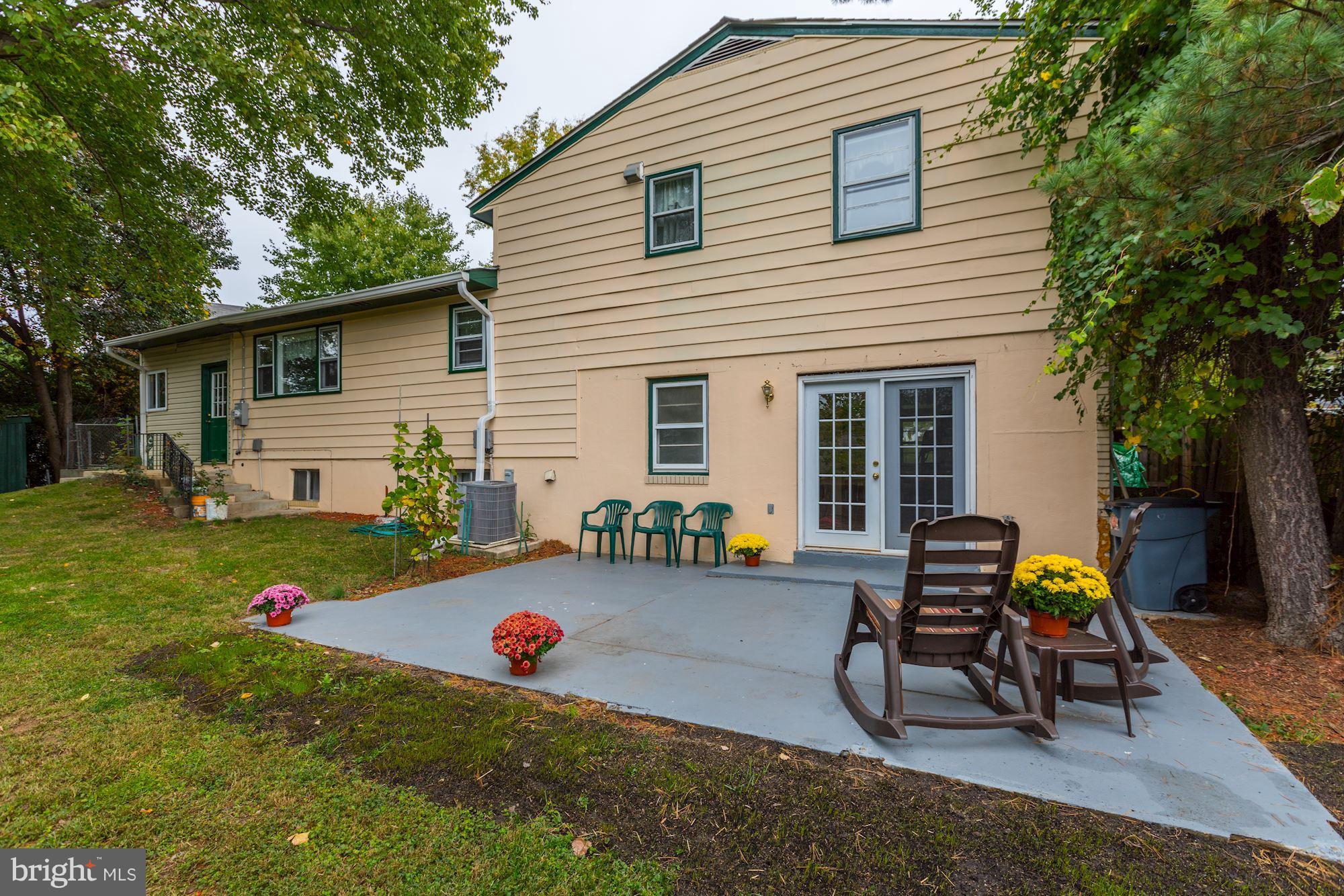 WEST VIEW - Residential