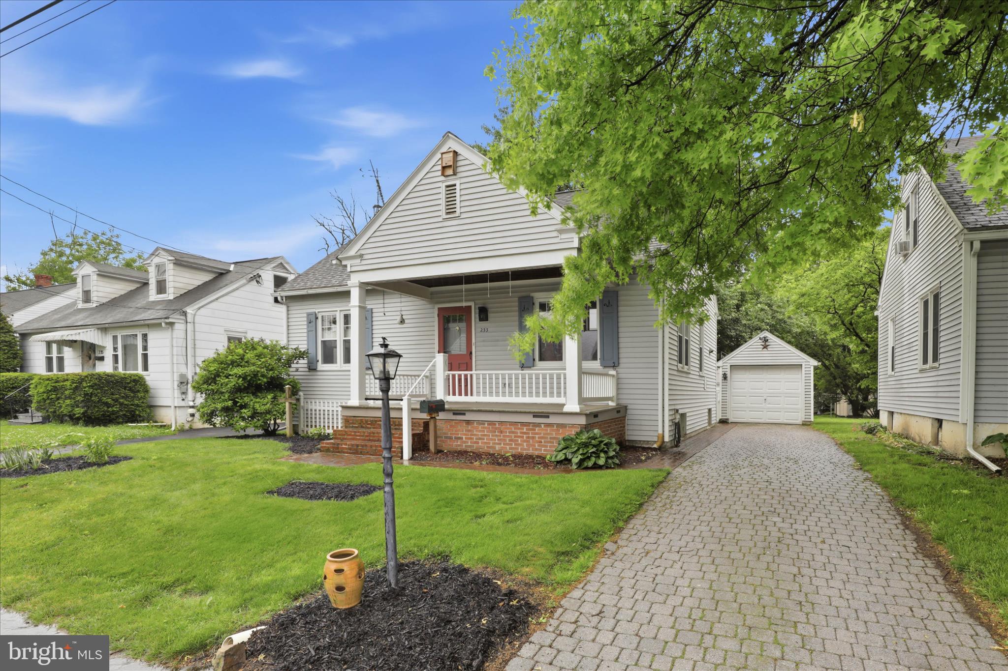 233 E FERDINAND STREET