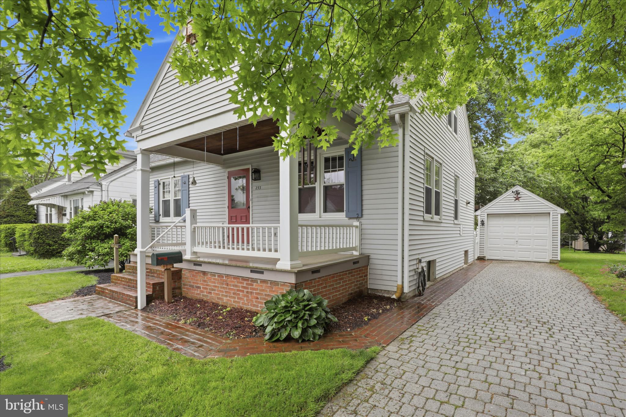 233 E FERDINAND STREET