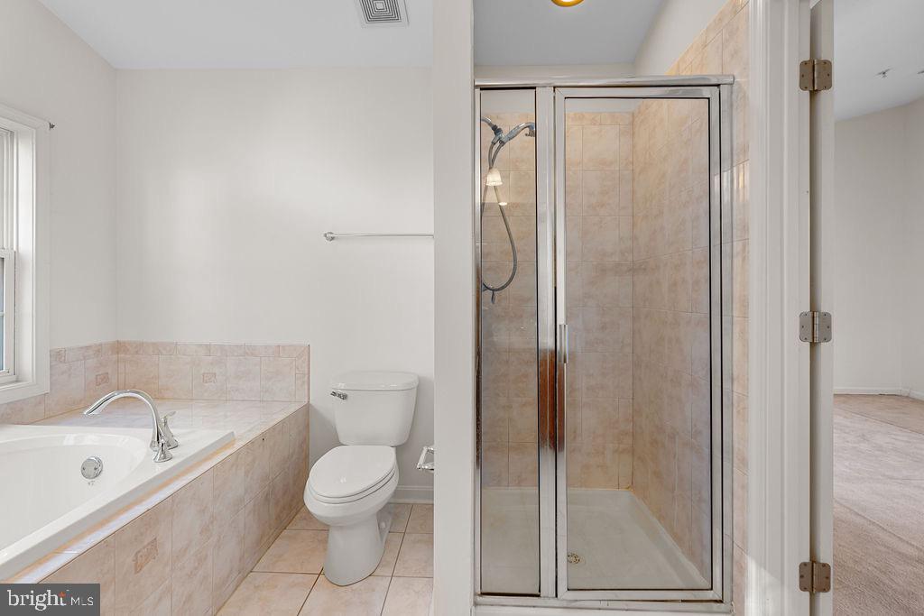 MARLTON TOWN CENTER - Residential Lease