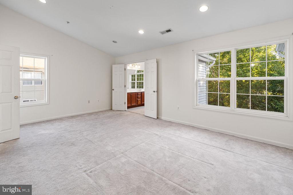 MARLTON TOWN CENTER - Residential Lease