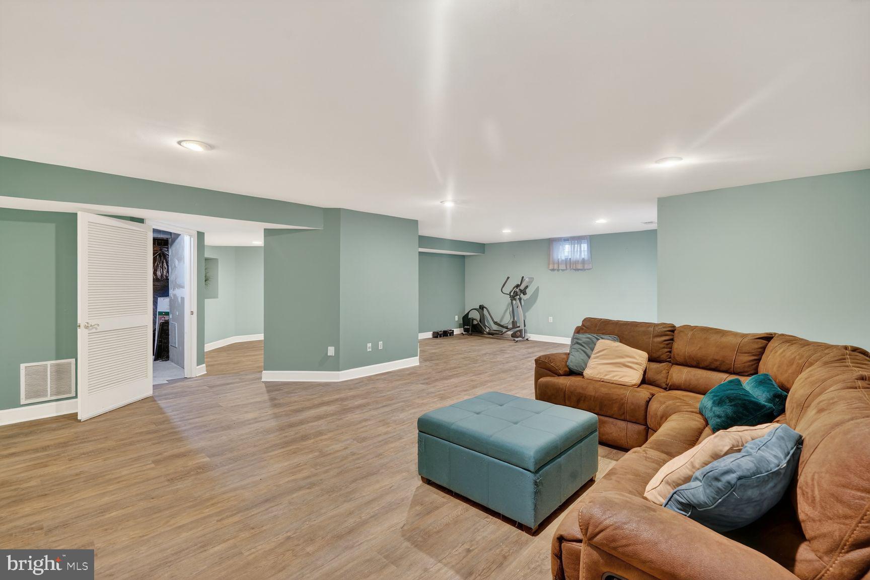 ROSE HILL - Residential