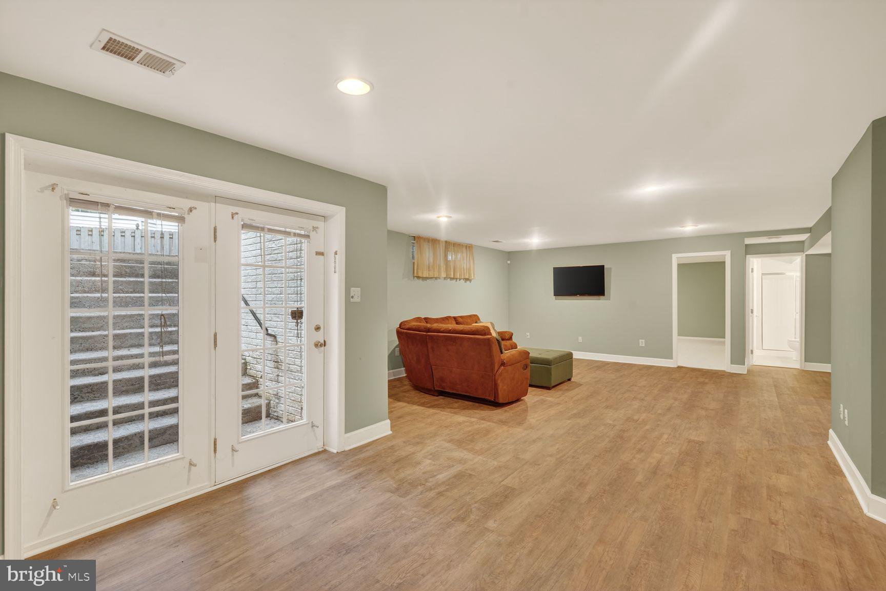 ROSE HILL - Residential