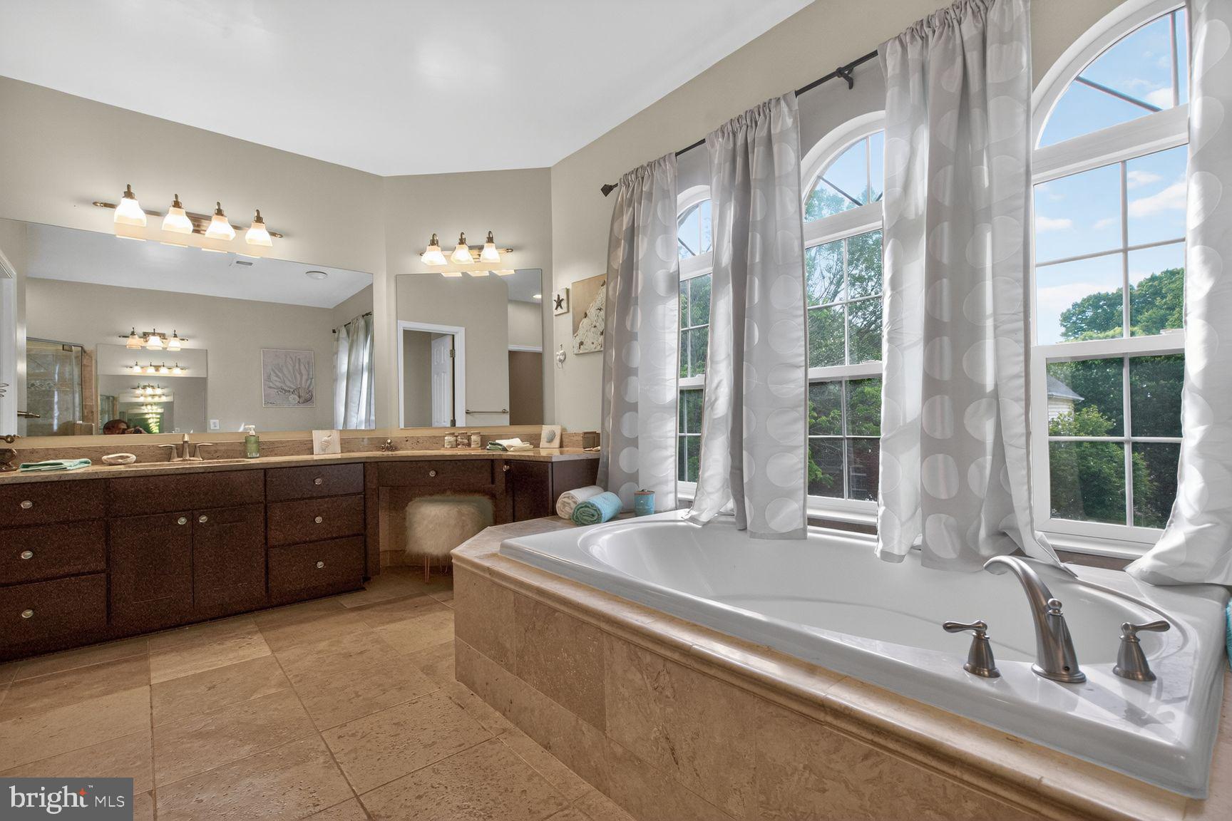 ROSE HILL - Residential