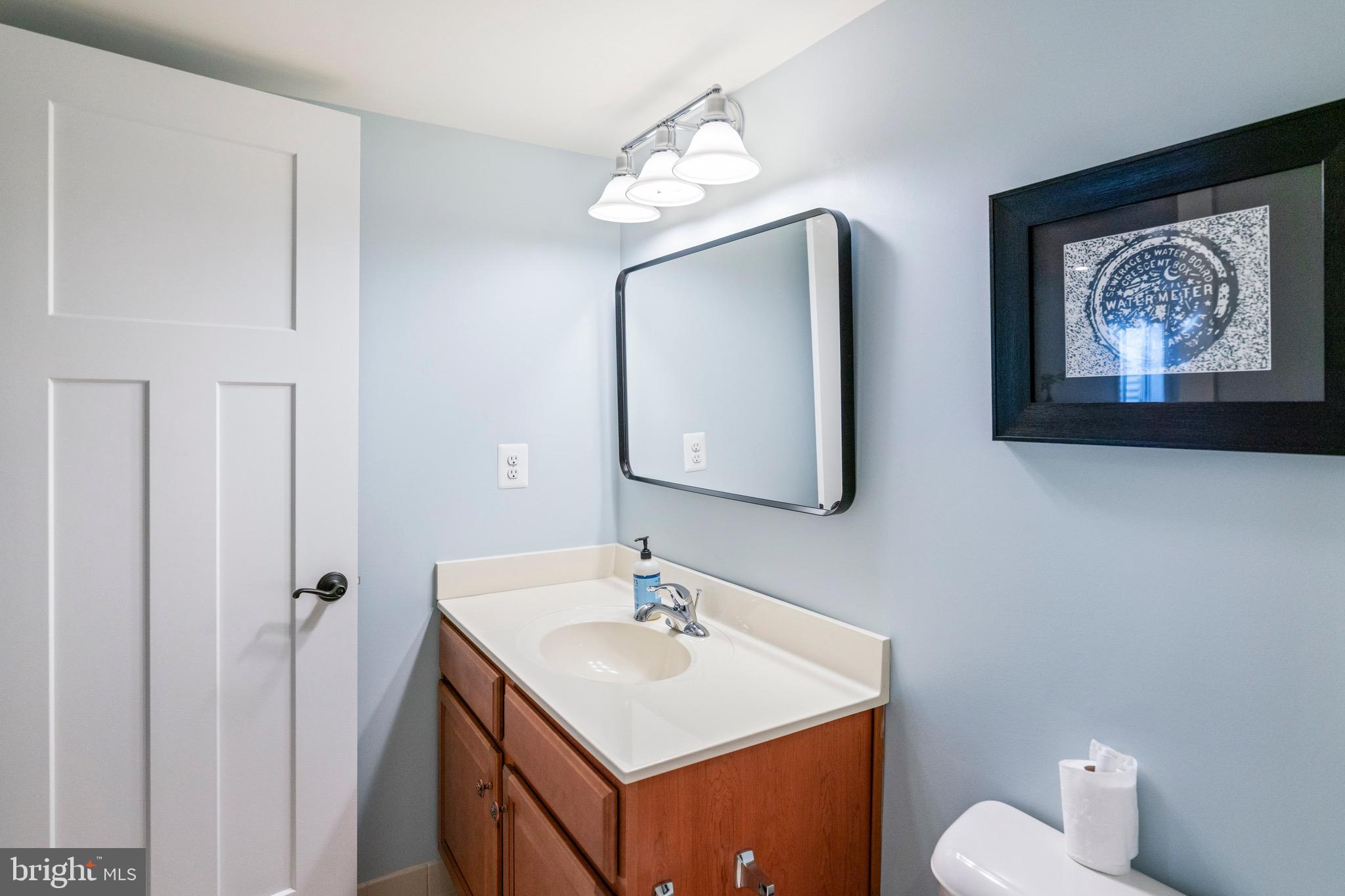 PONDVIEW - Residential