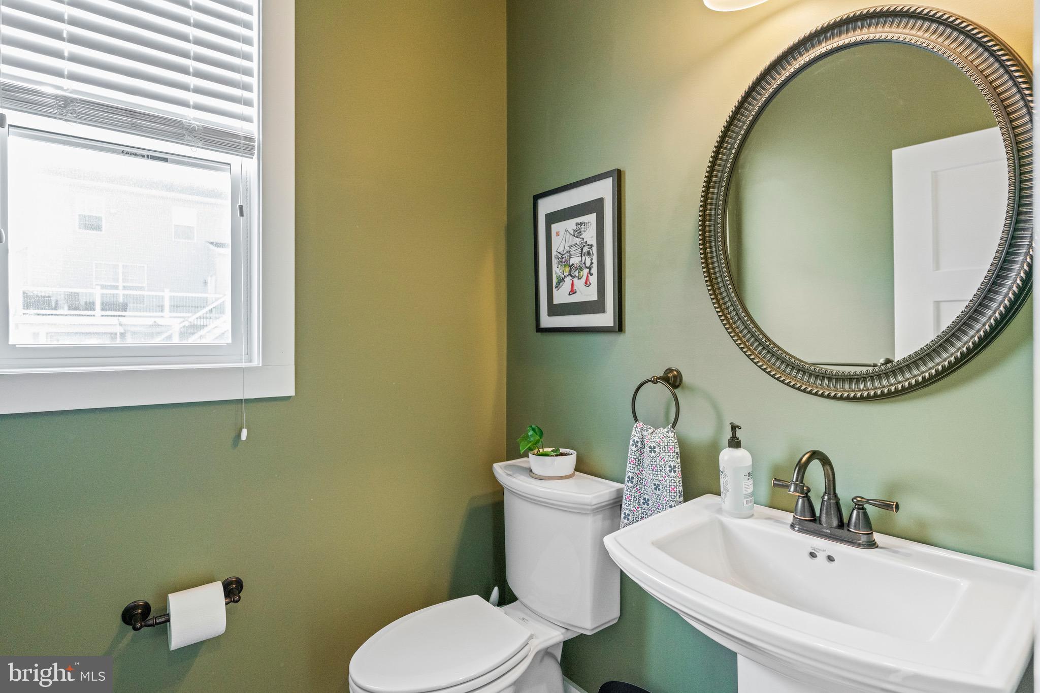 PONDVIEW - Residential