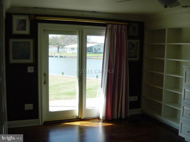 CAPTAINS HILL - Residential