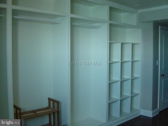 CAPTAINS HILL - Residential