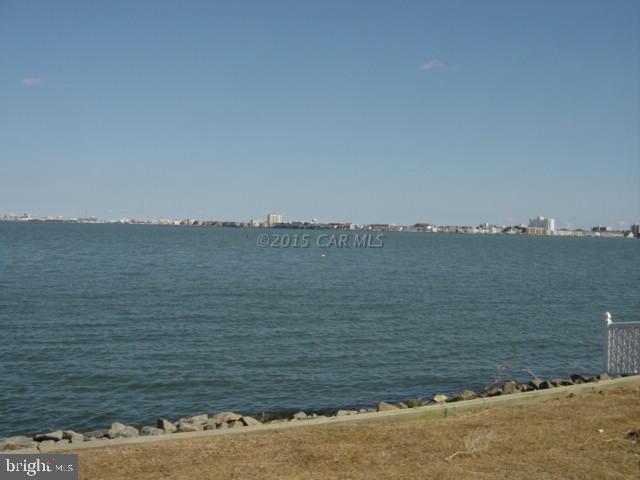 CAPTAINS HILL - Residential