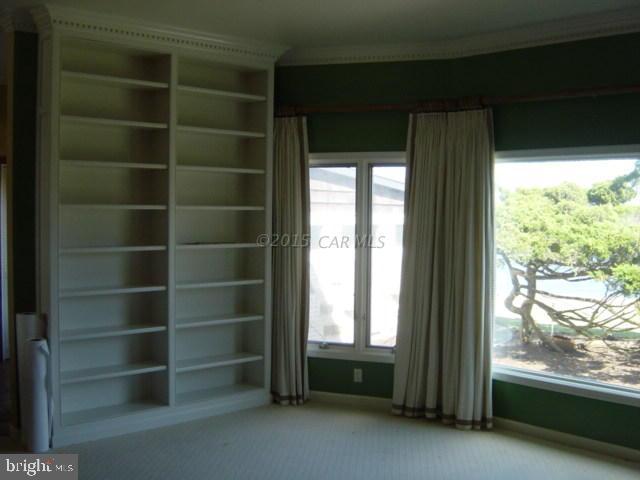 CAPTAINS HILL - Residential