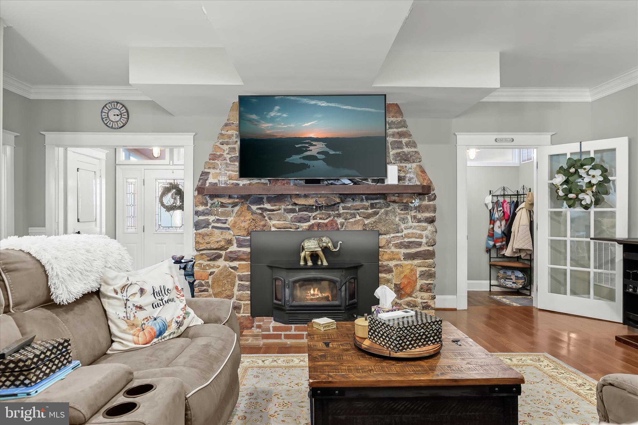 MIDDLE RIVER - Residential