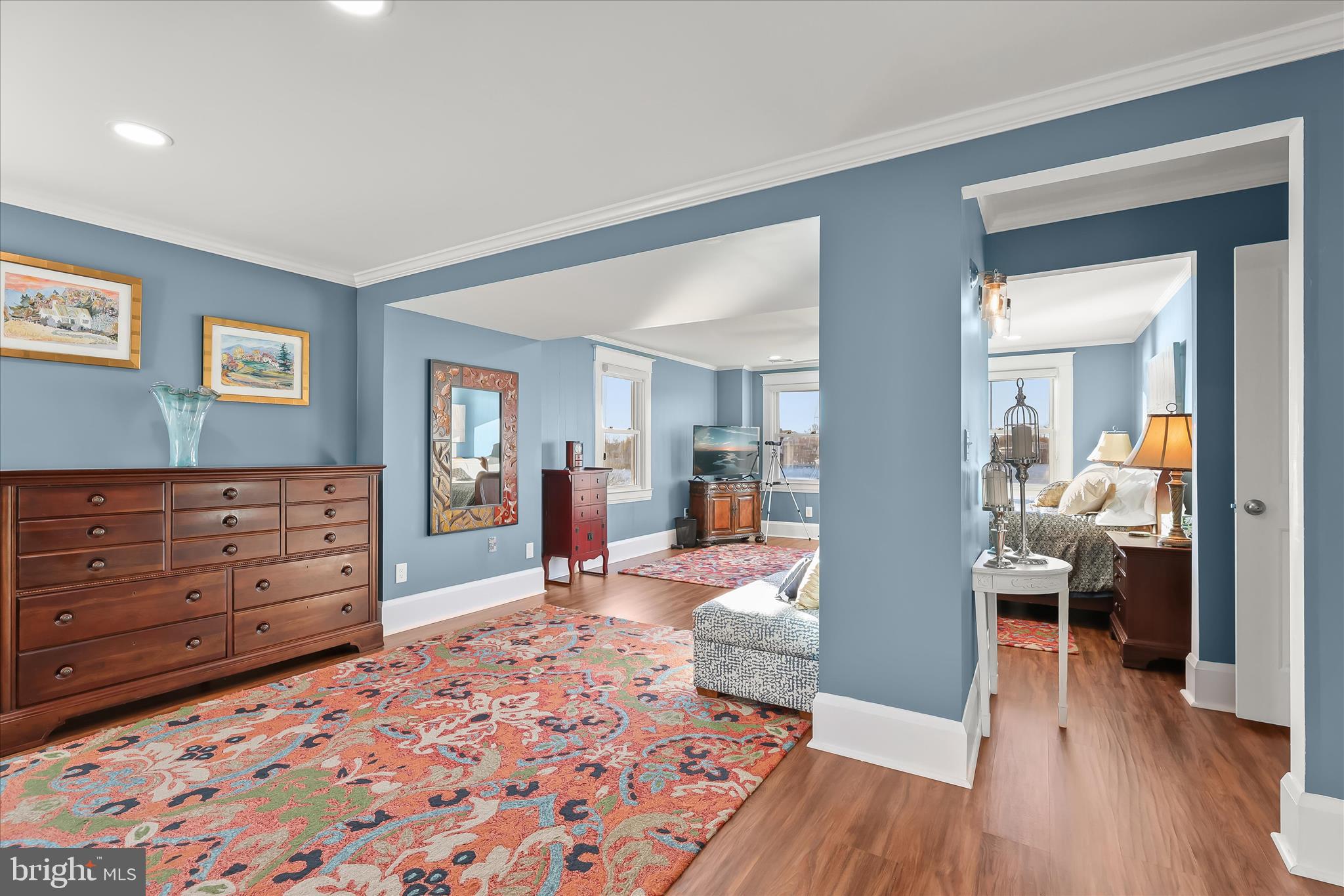 MIDDLE RIVER - Residential