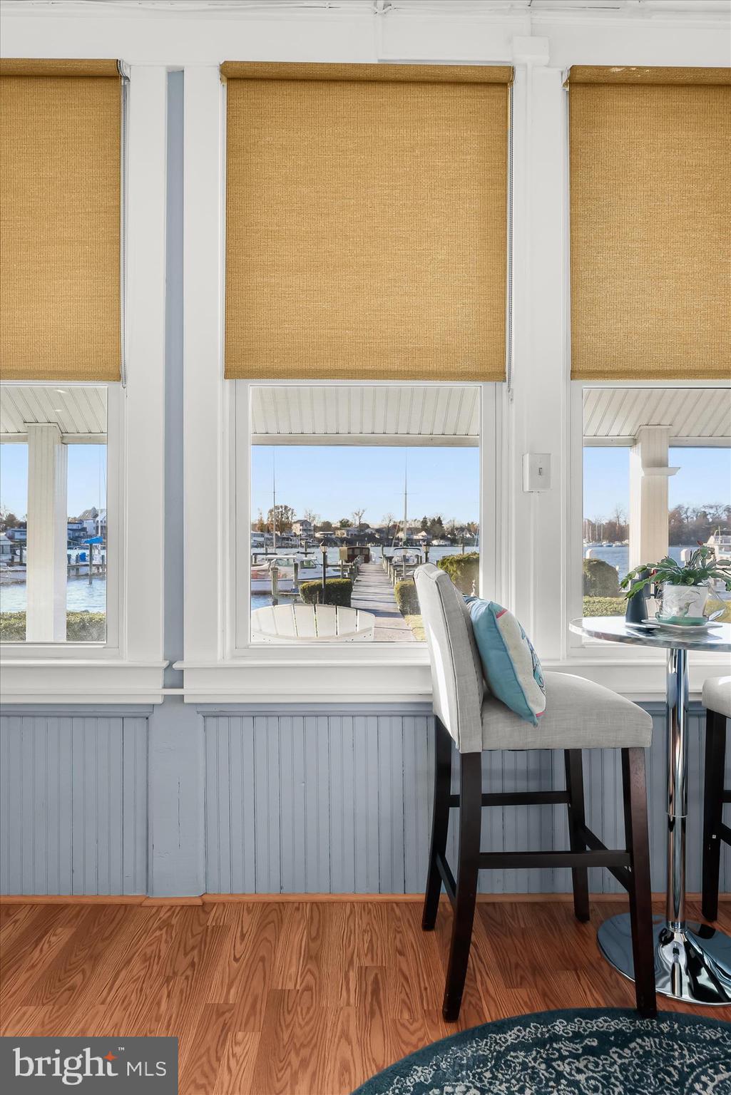 MIDDLE RIVER - Residential