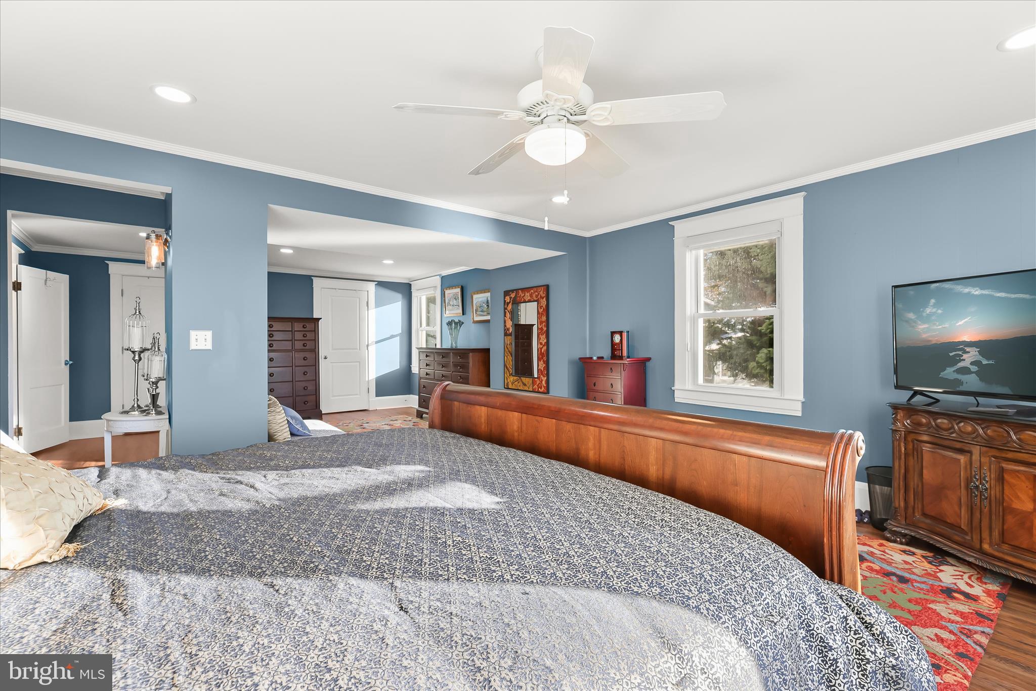 MIDDLE RIVER - Residential