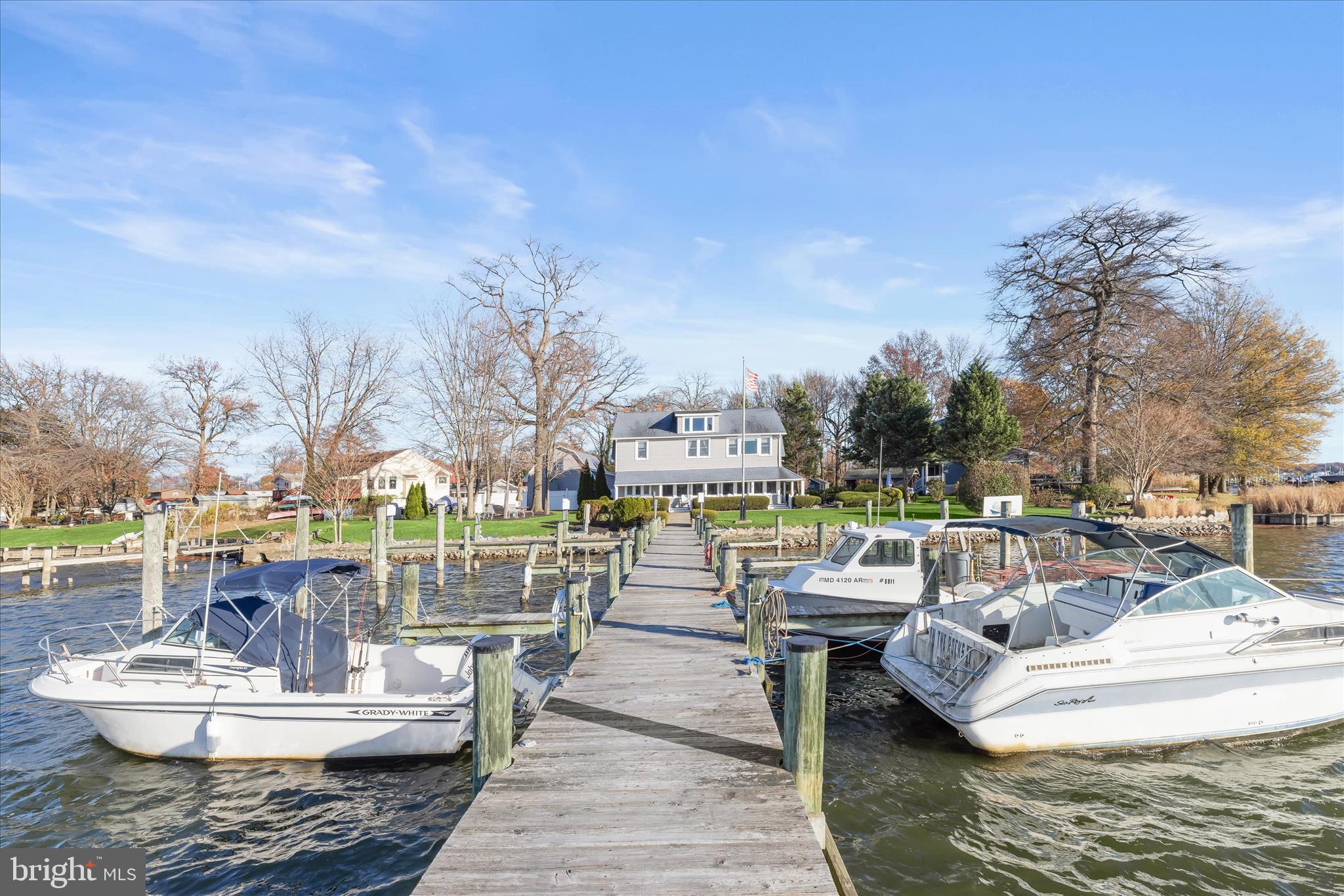 MIDDLE RIVER - Residential