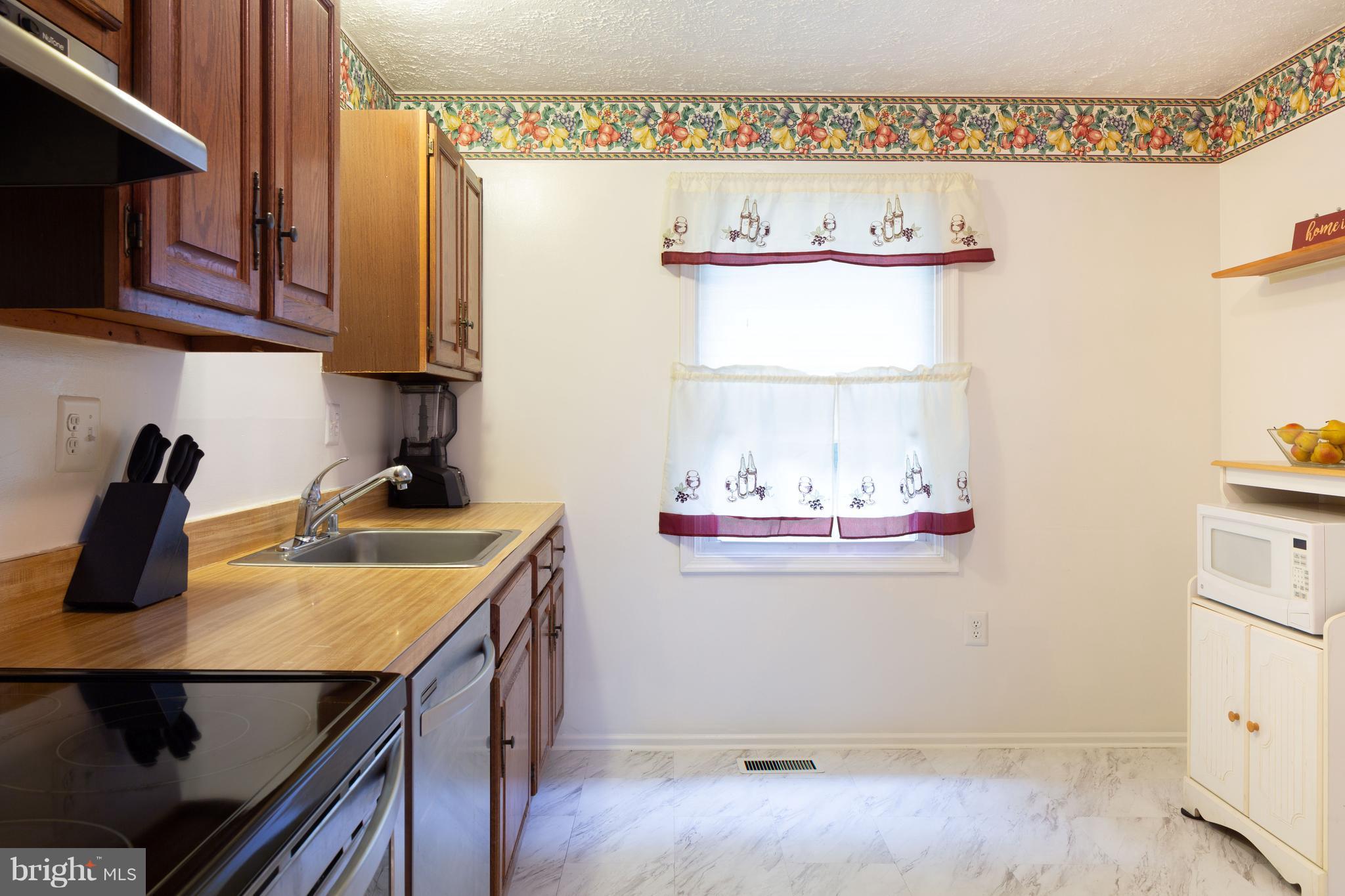 MATTAWOMAN ESTATES SUB - Residential