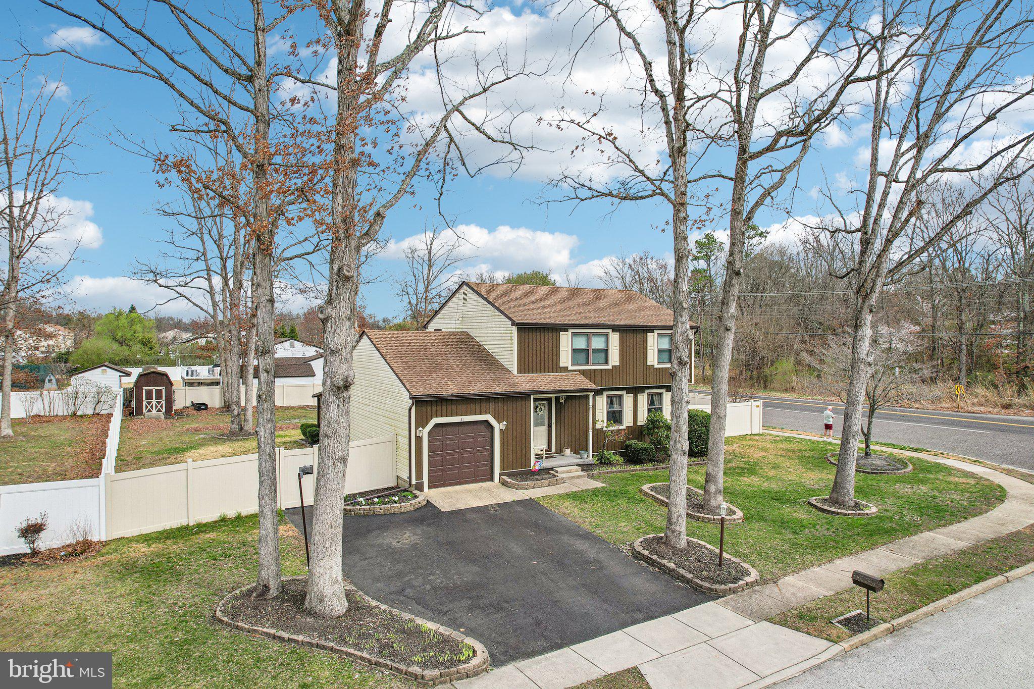 31 VILLA DRIVE