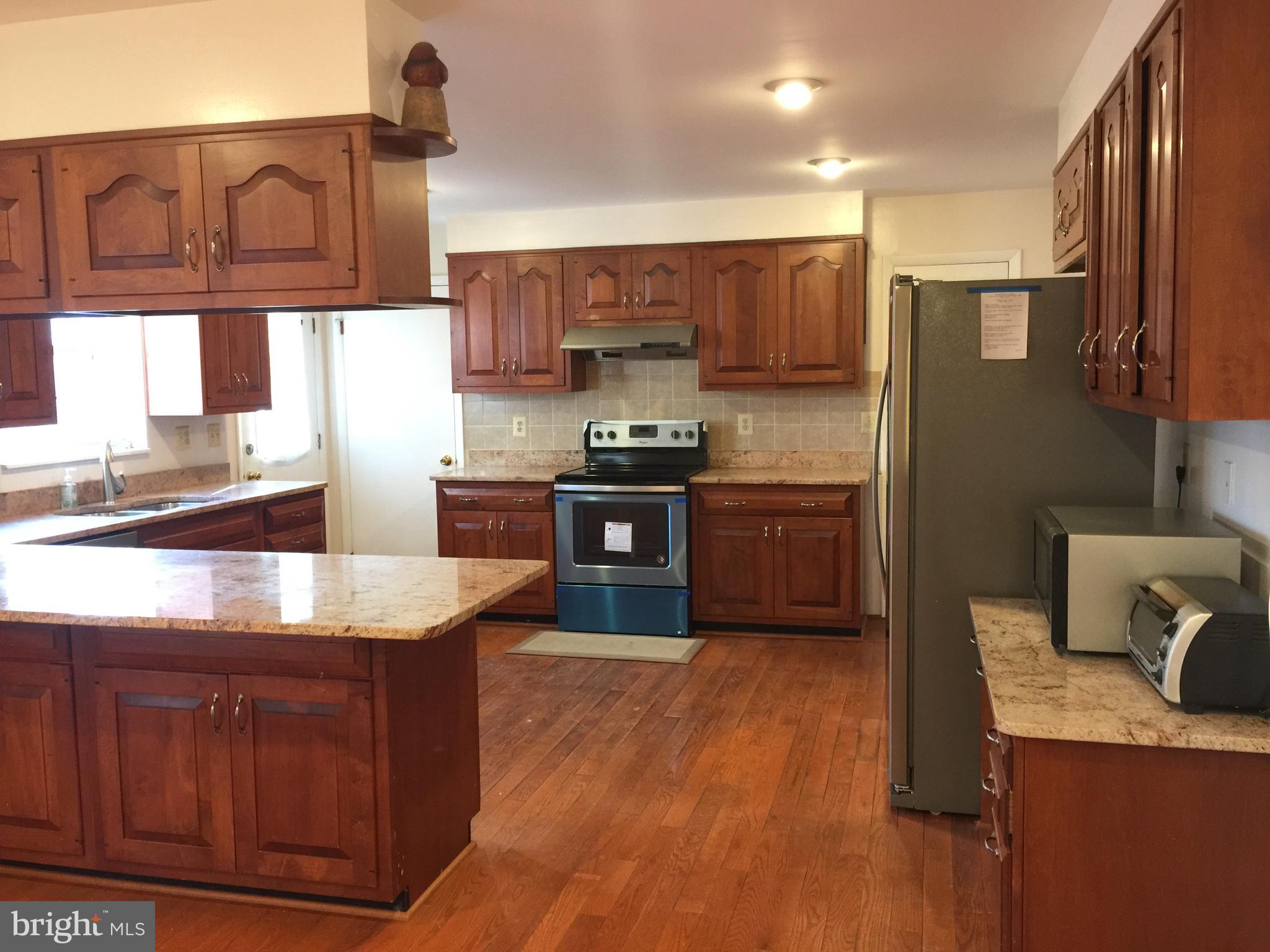 DUNN LORING GARDENS - Residential Lease