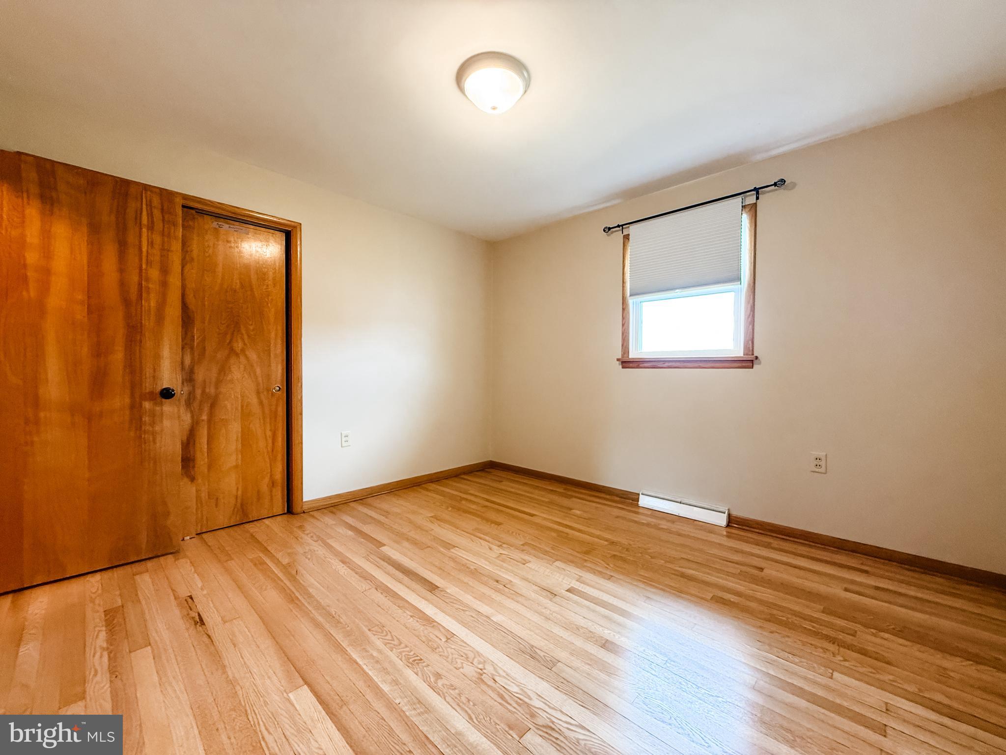 WHITE OAKS - Residential