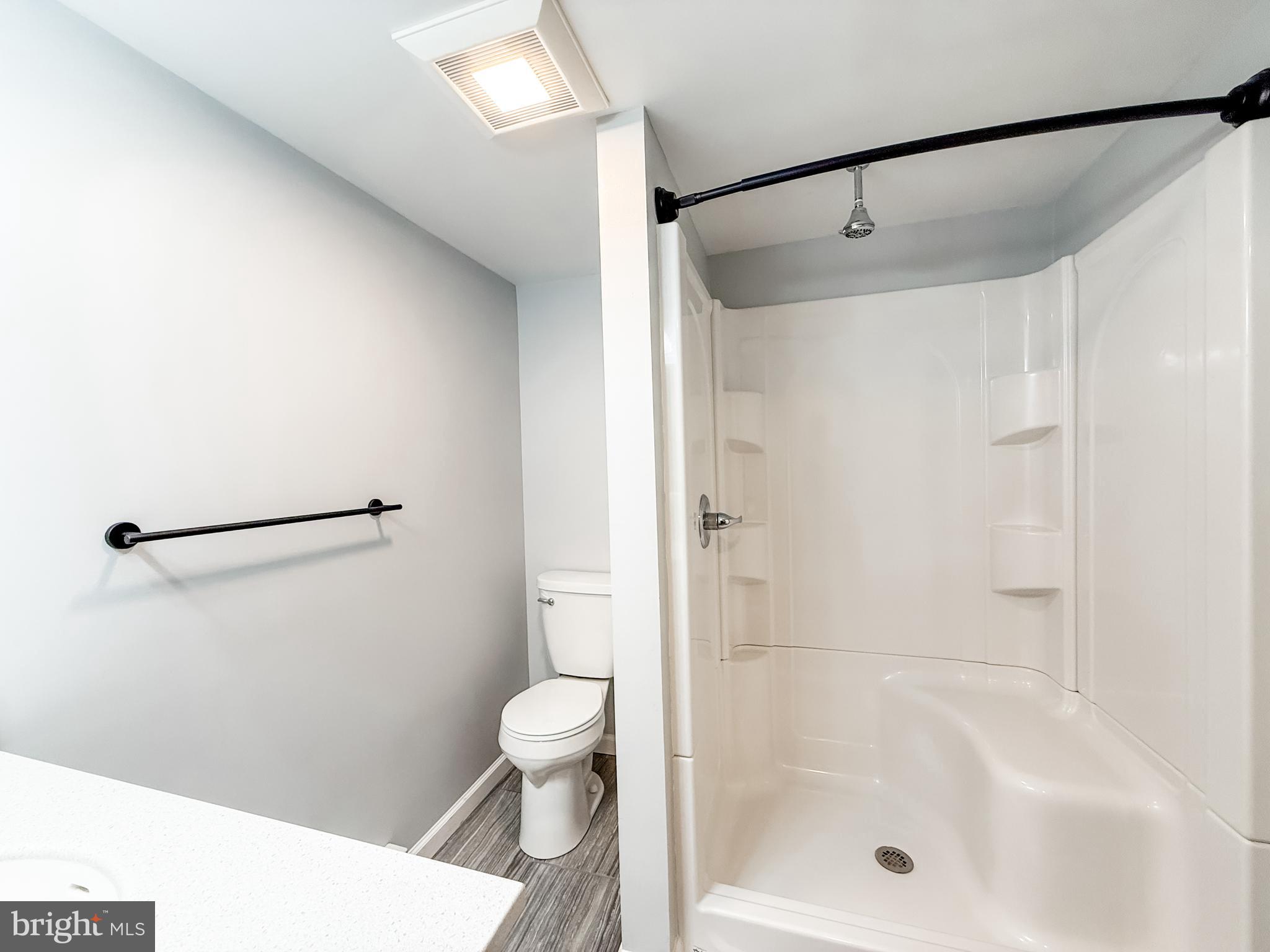 WHITE OAKS - Residential