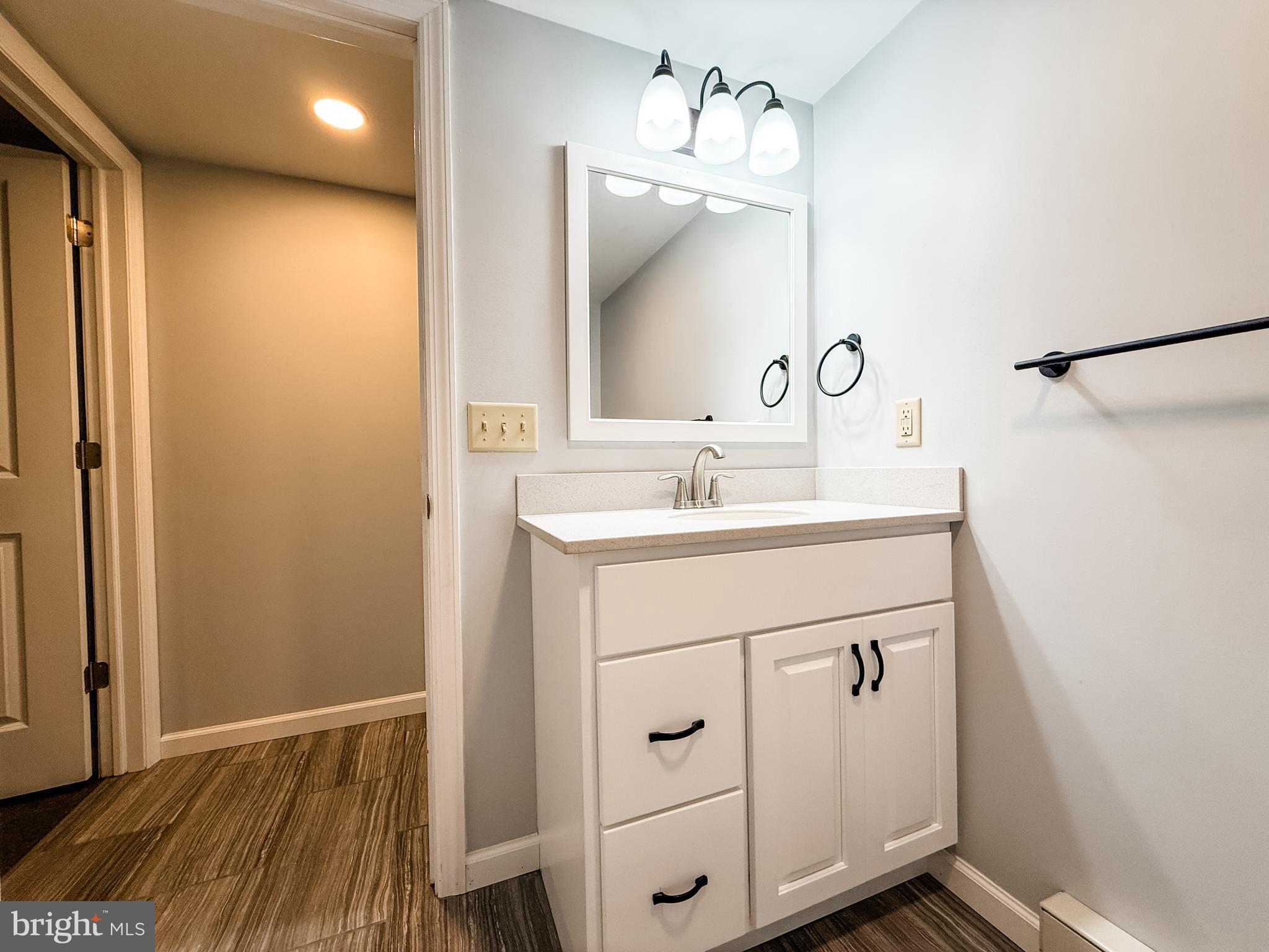 WHITE OAKS - Residential