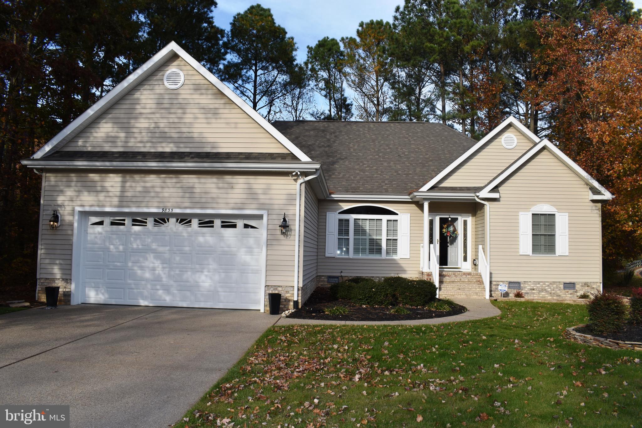 WHISPERING WOODS - Residential