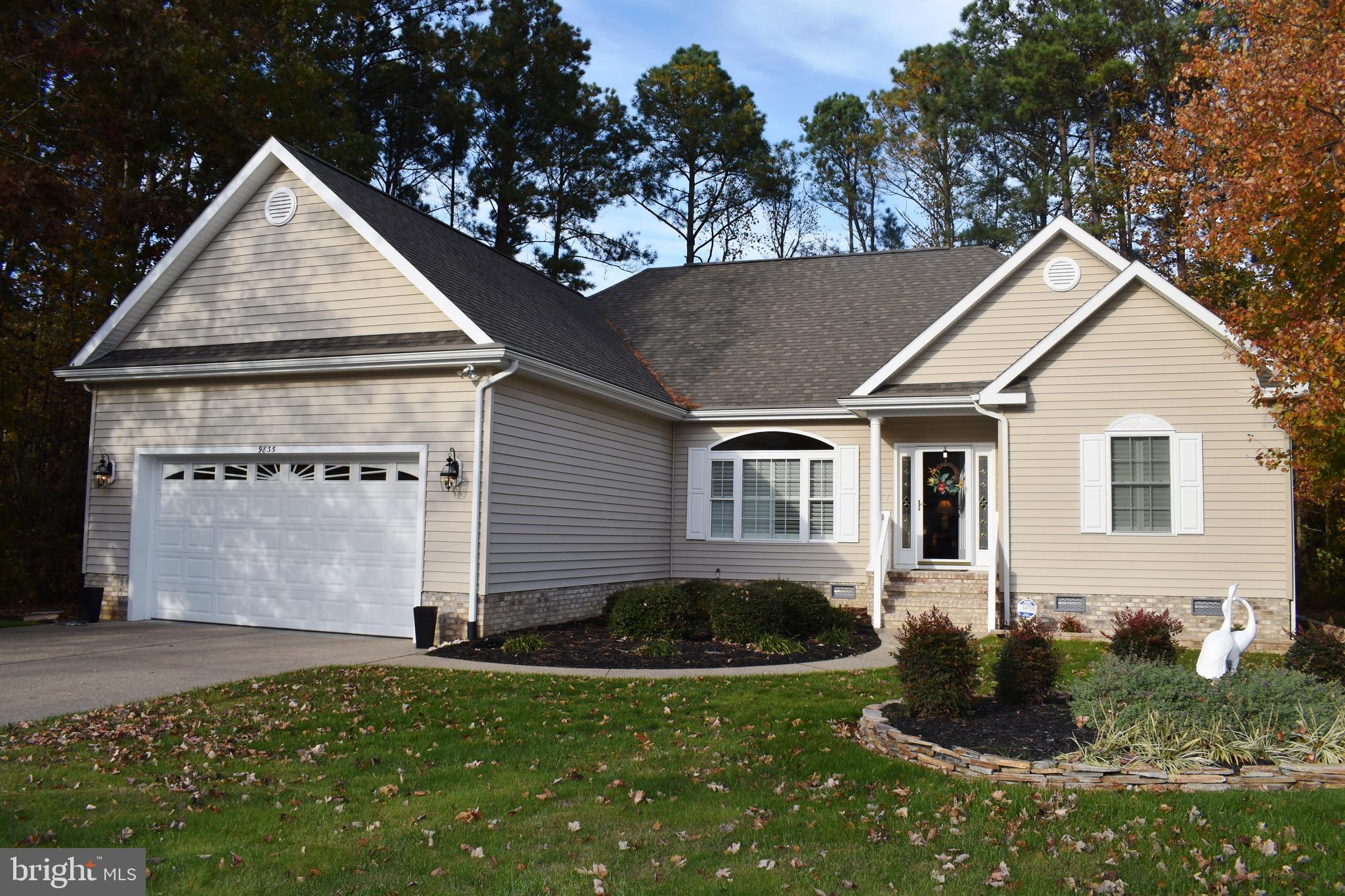 WHISPERING WOODS - Residential