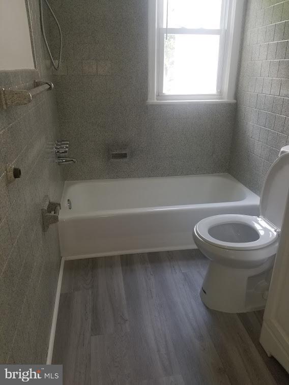 FOREST HEIGHTS - Residential Lease