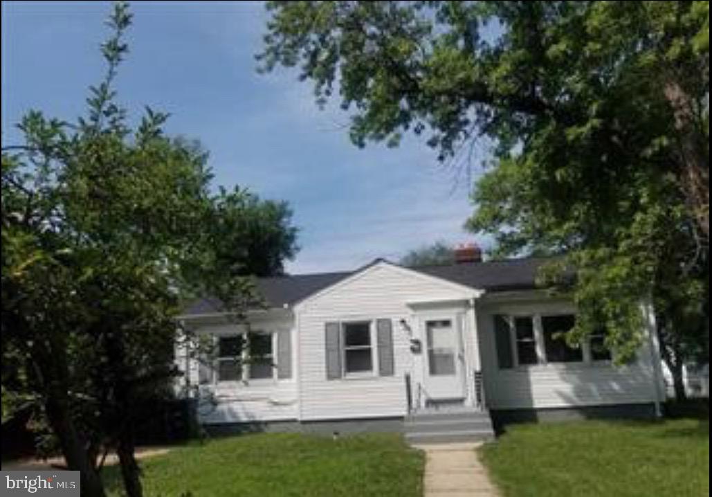 FOREST HEIGHTS - Residential Lease