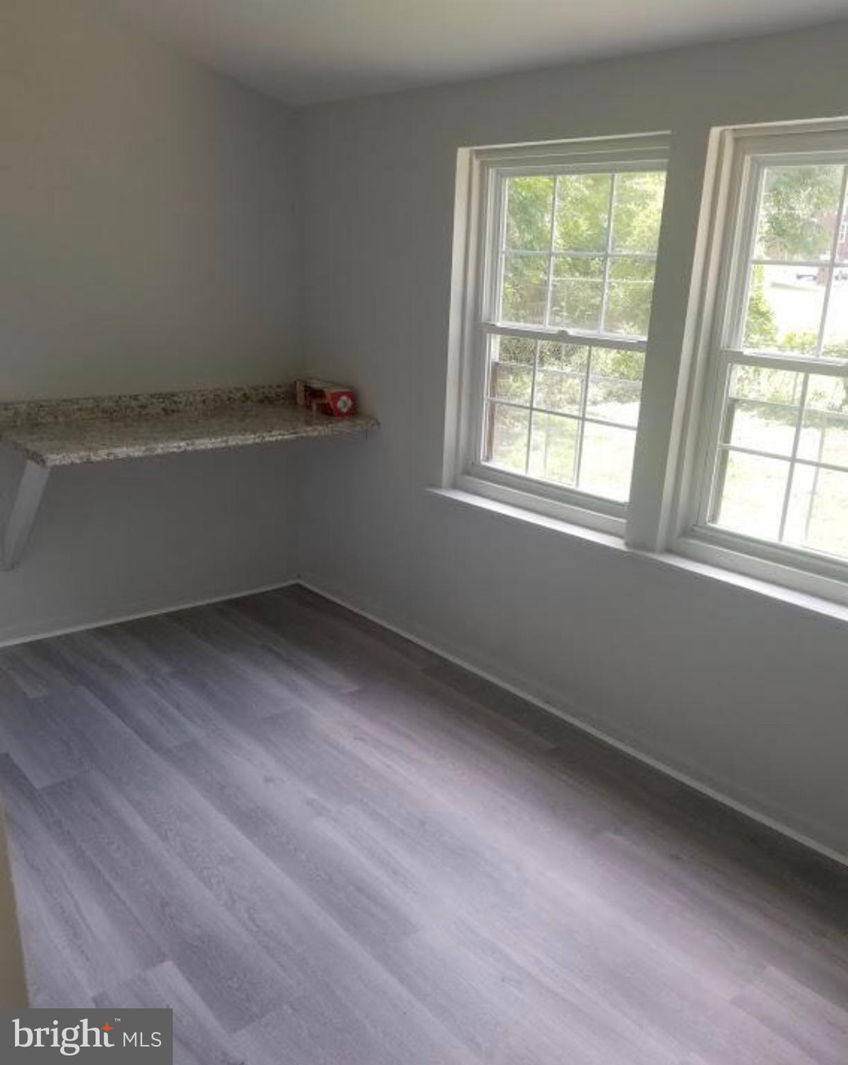 FOREST HEIGHTS - Residential Lease