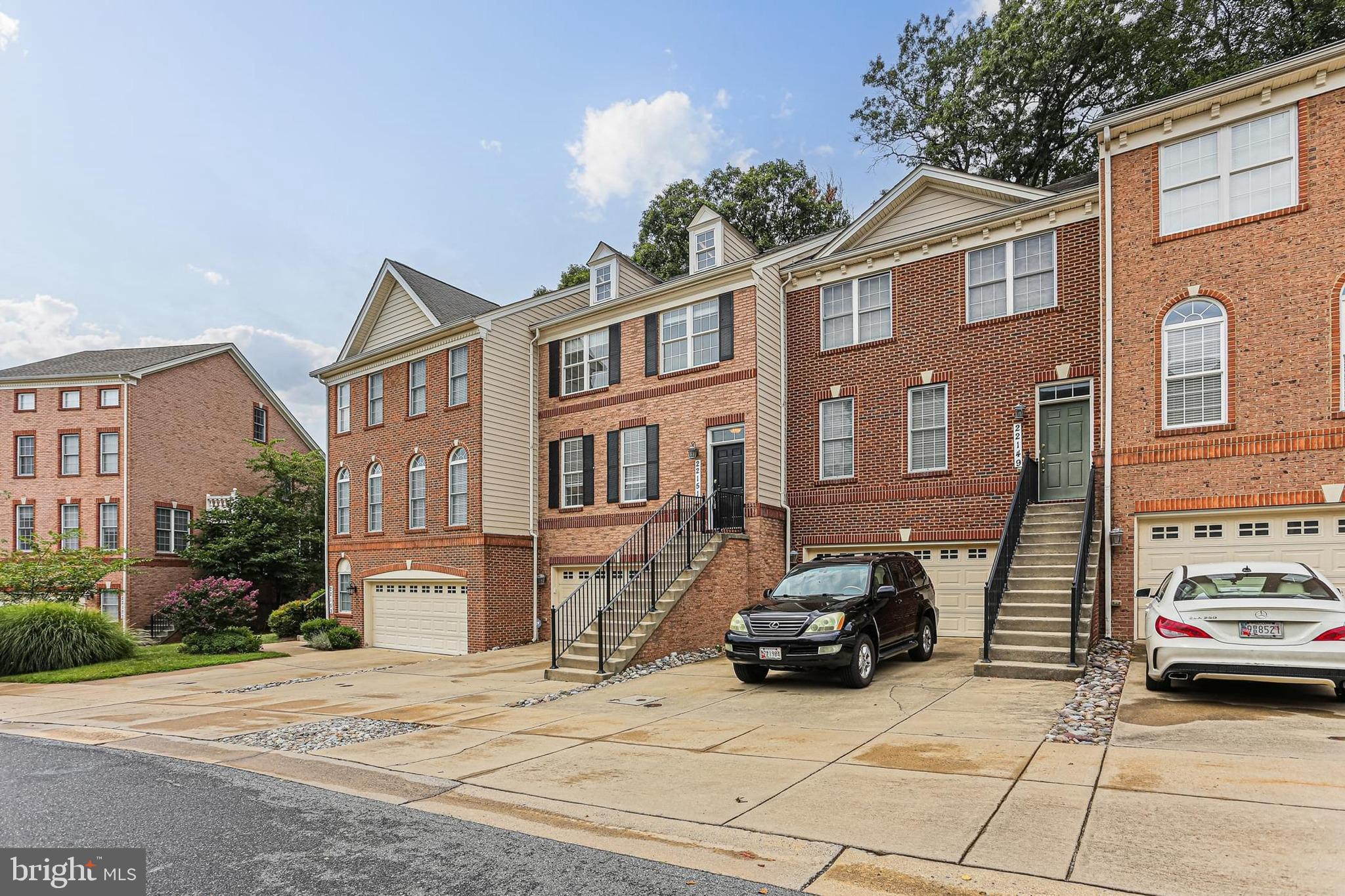 22151 FAIR GARDEN LANE