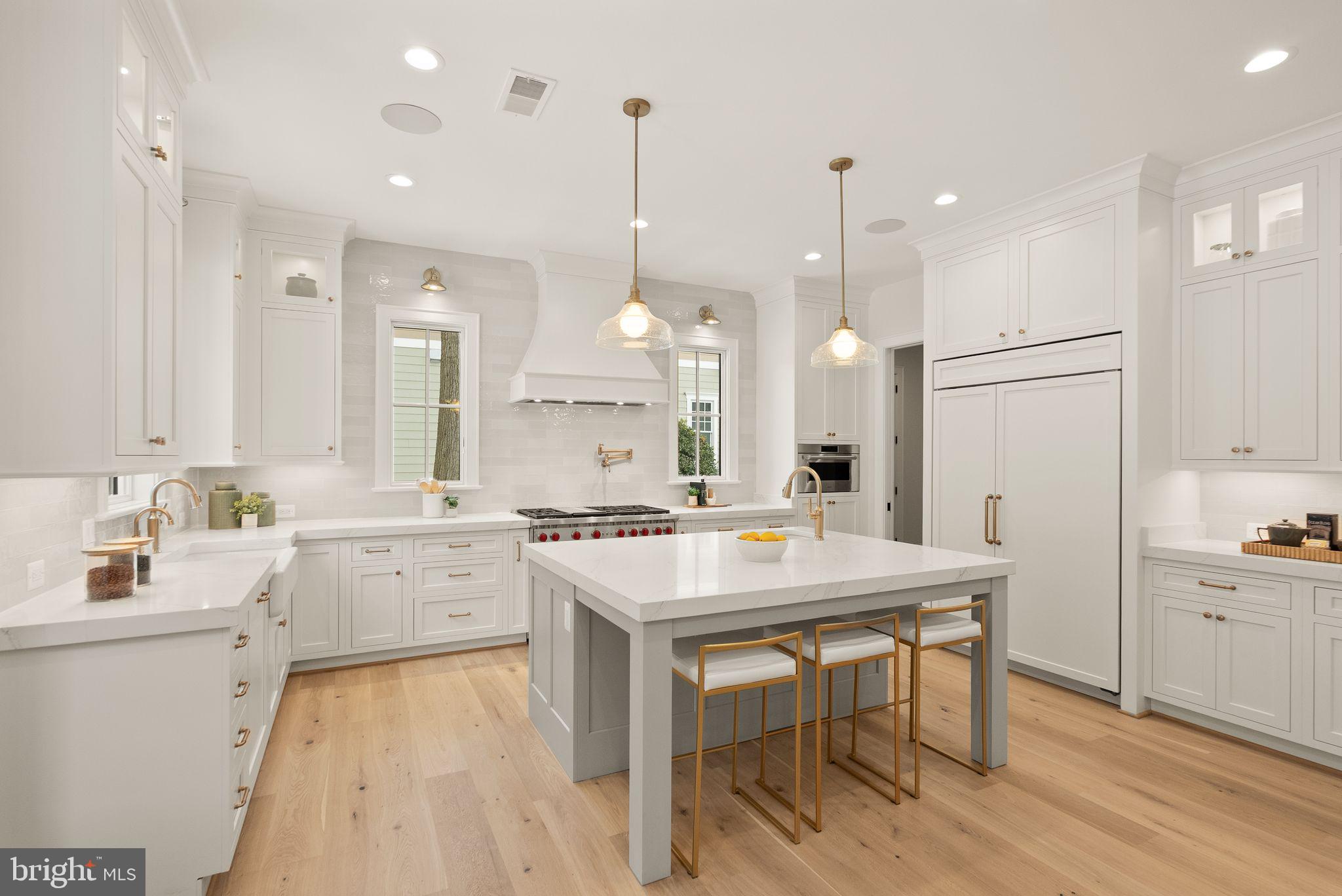 BERKSHIRE OAKWOOD - Residential