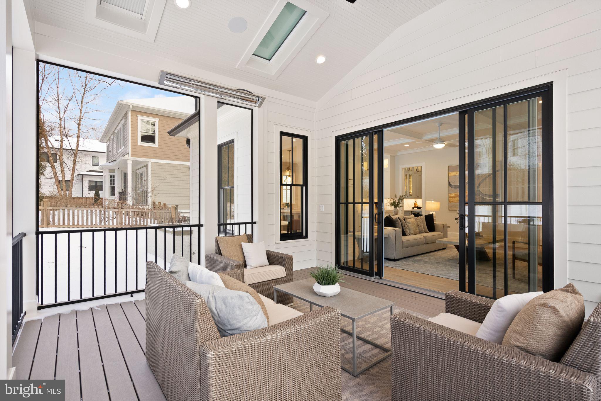 BERKSHIRE OAKWOOD - Residential