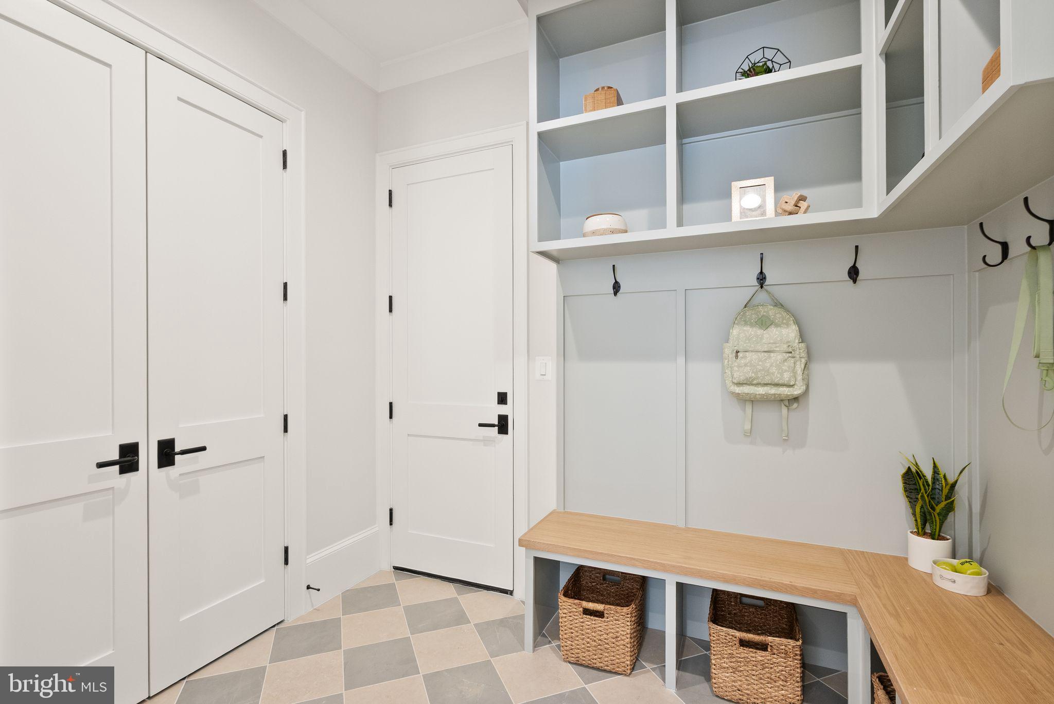 BERKSHIRE OAKWOOD - Residential