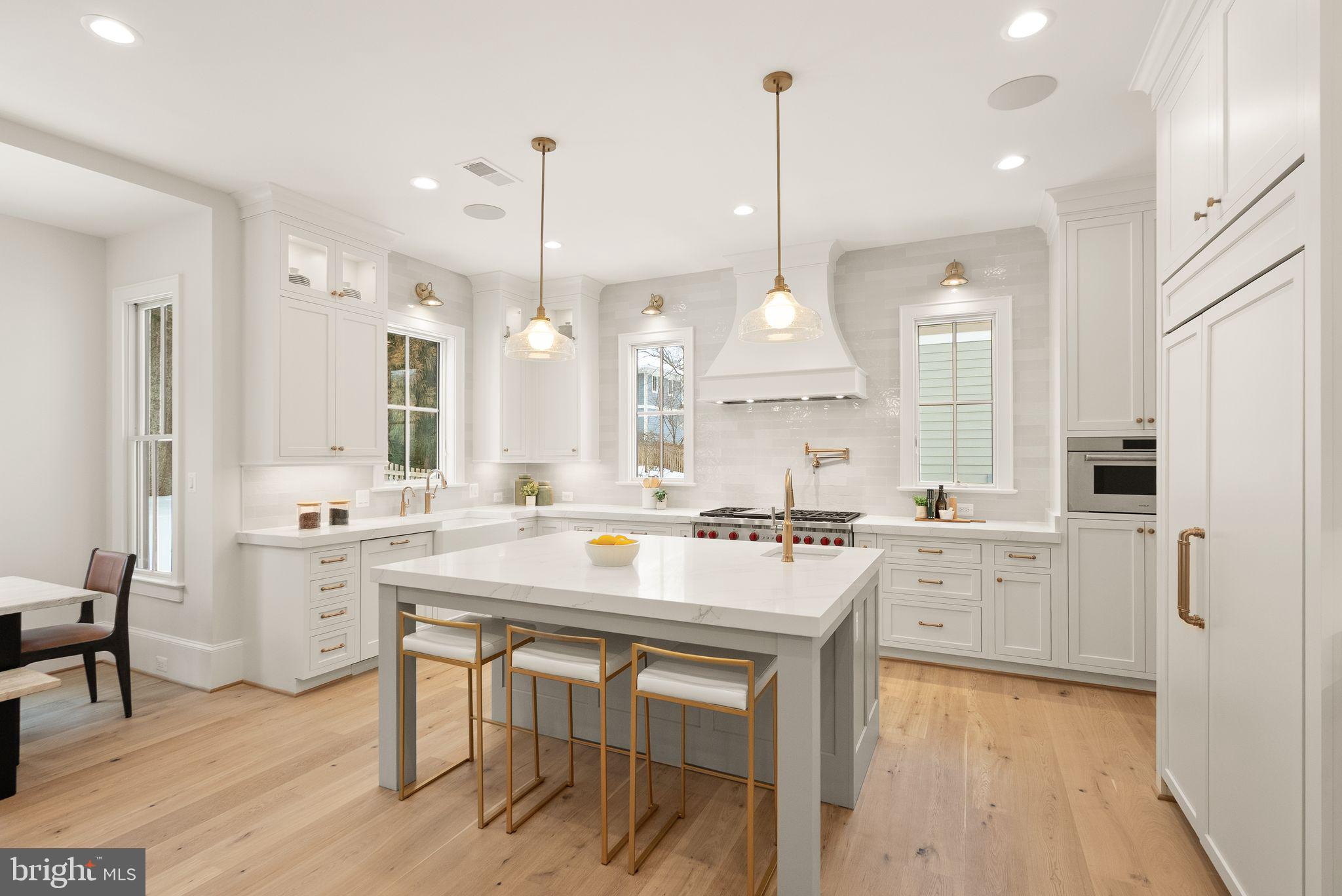 BERKSHIRE OAKWOOD - Residential